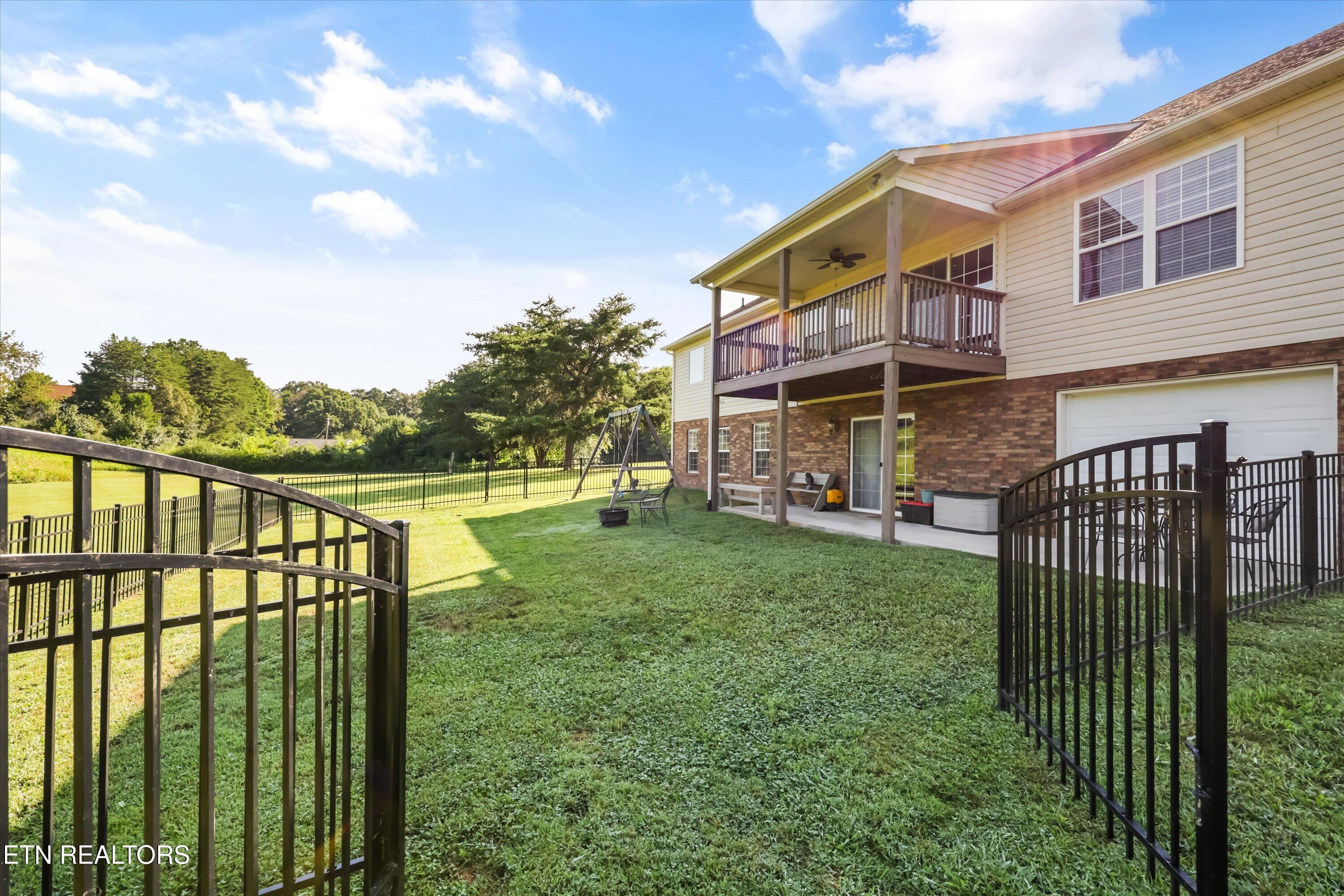 2506 Kenzie Drive Louisville TN 37777