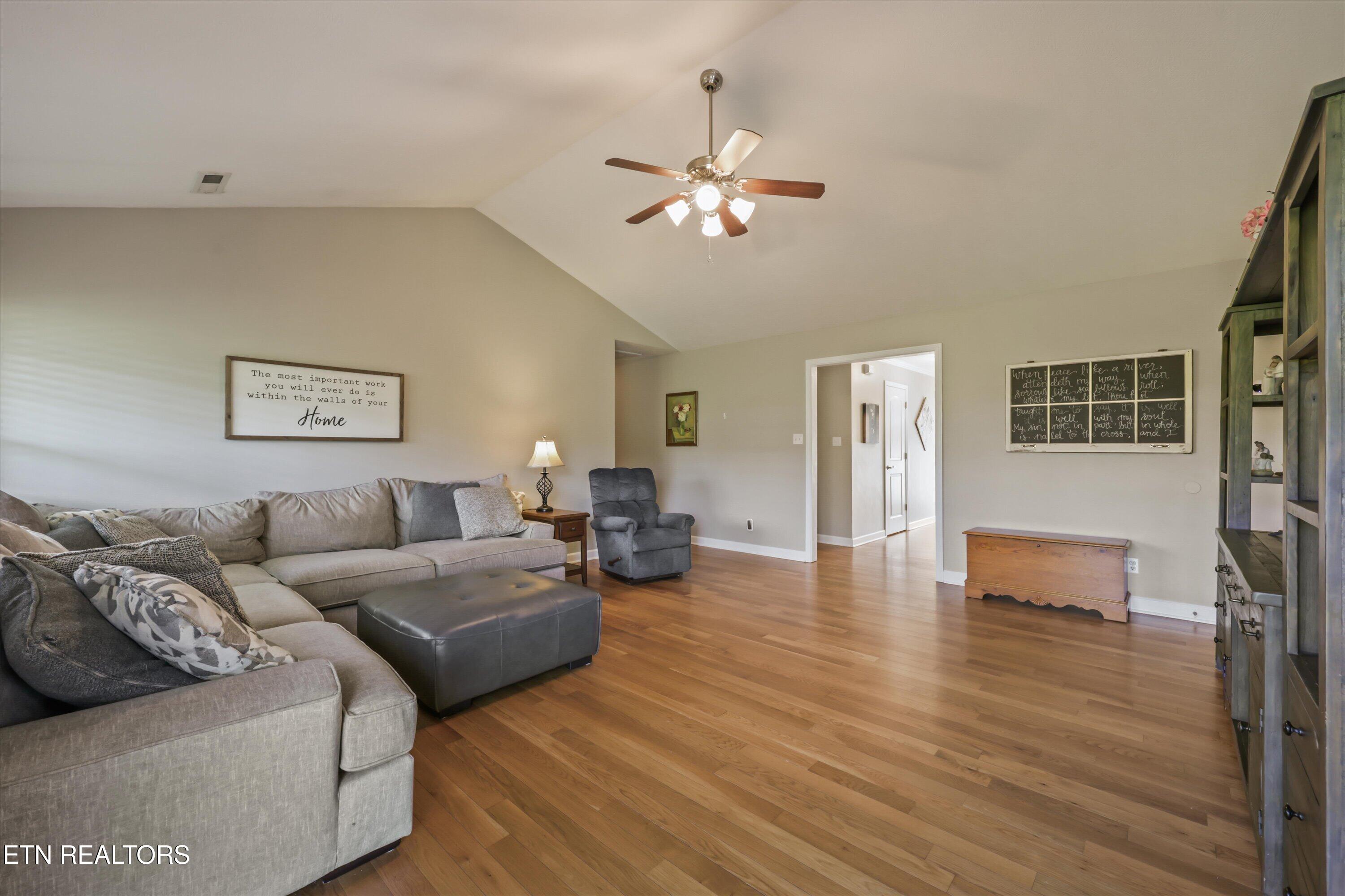 2506 Kenzie Drive Louisville TN 37777