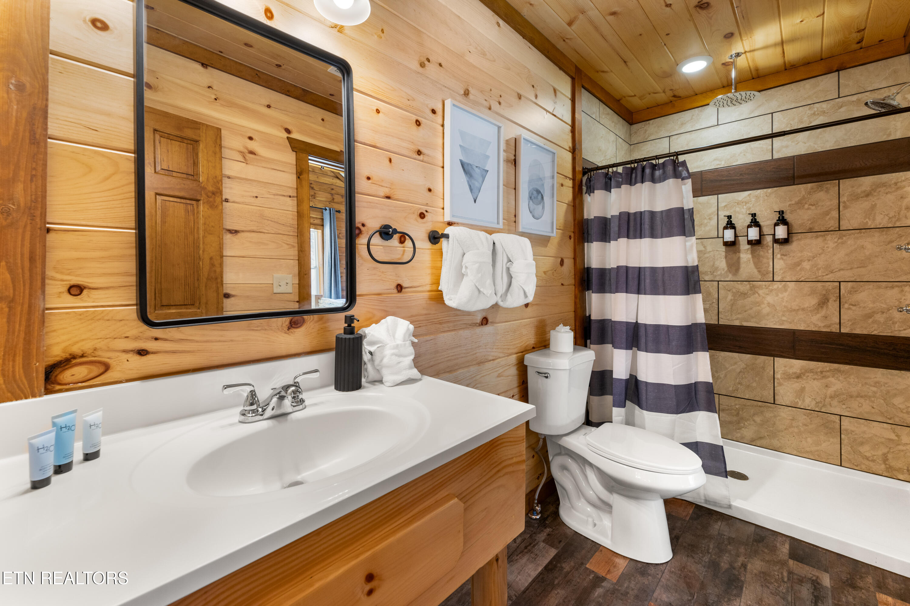 2634 Jerusalem Way Sevierville TN 37876
