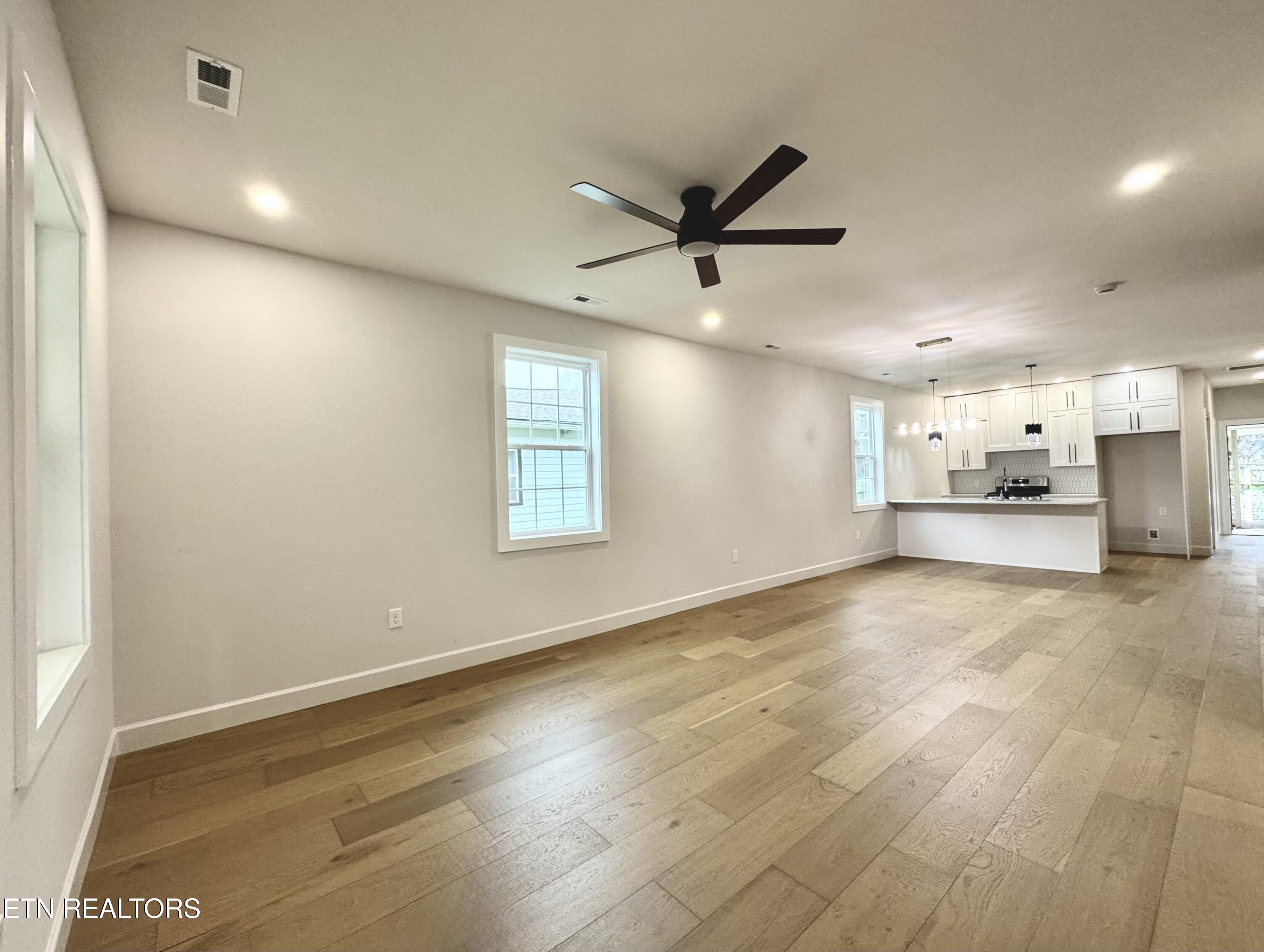 1715 Woodbine Avenue Knoxville TN 37917
