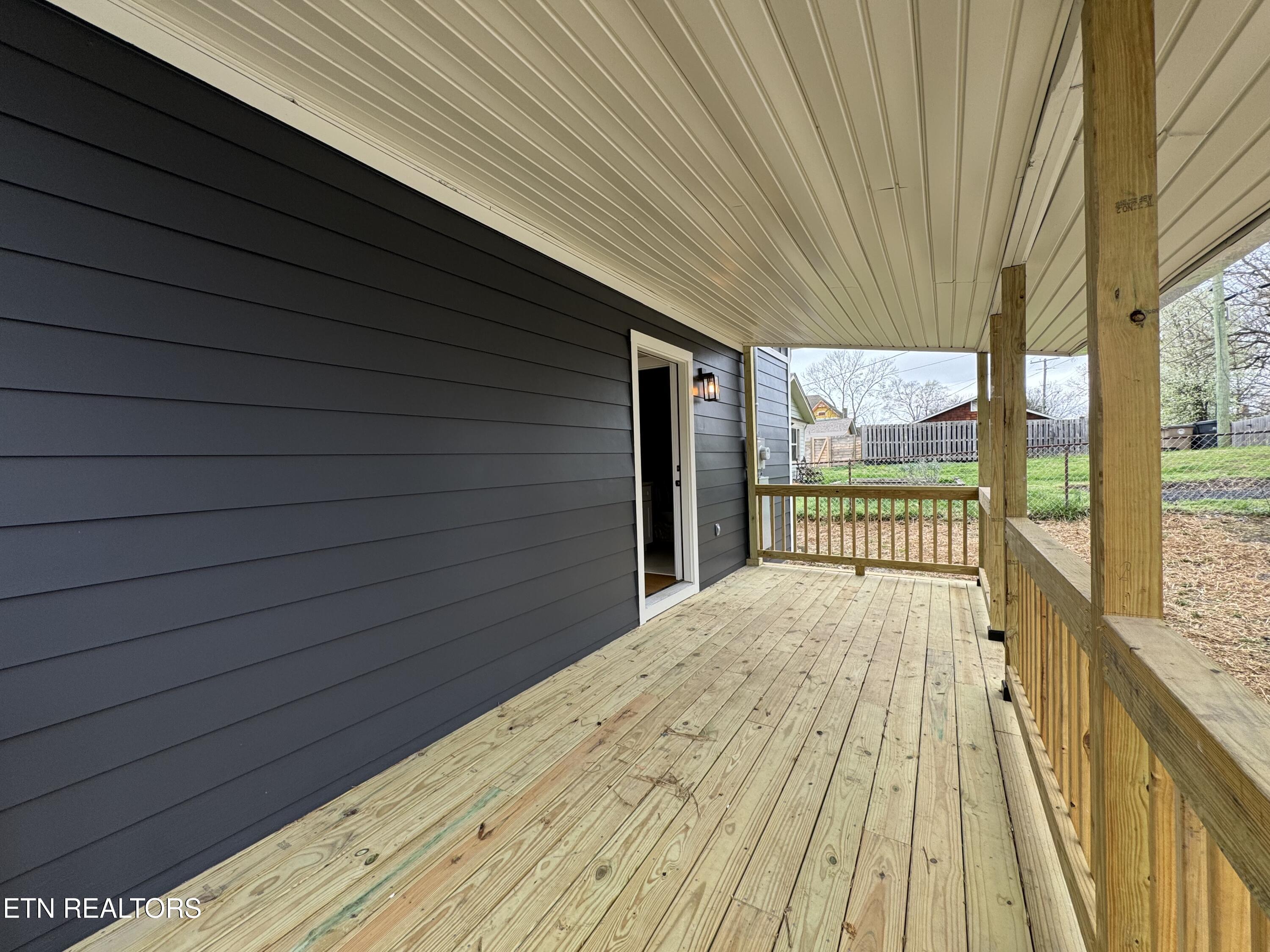 1715 Woodbine Avenue Knoxville TN 37917