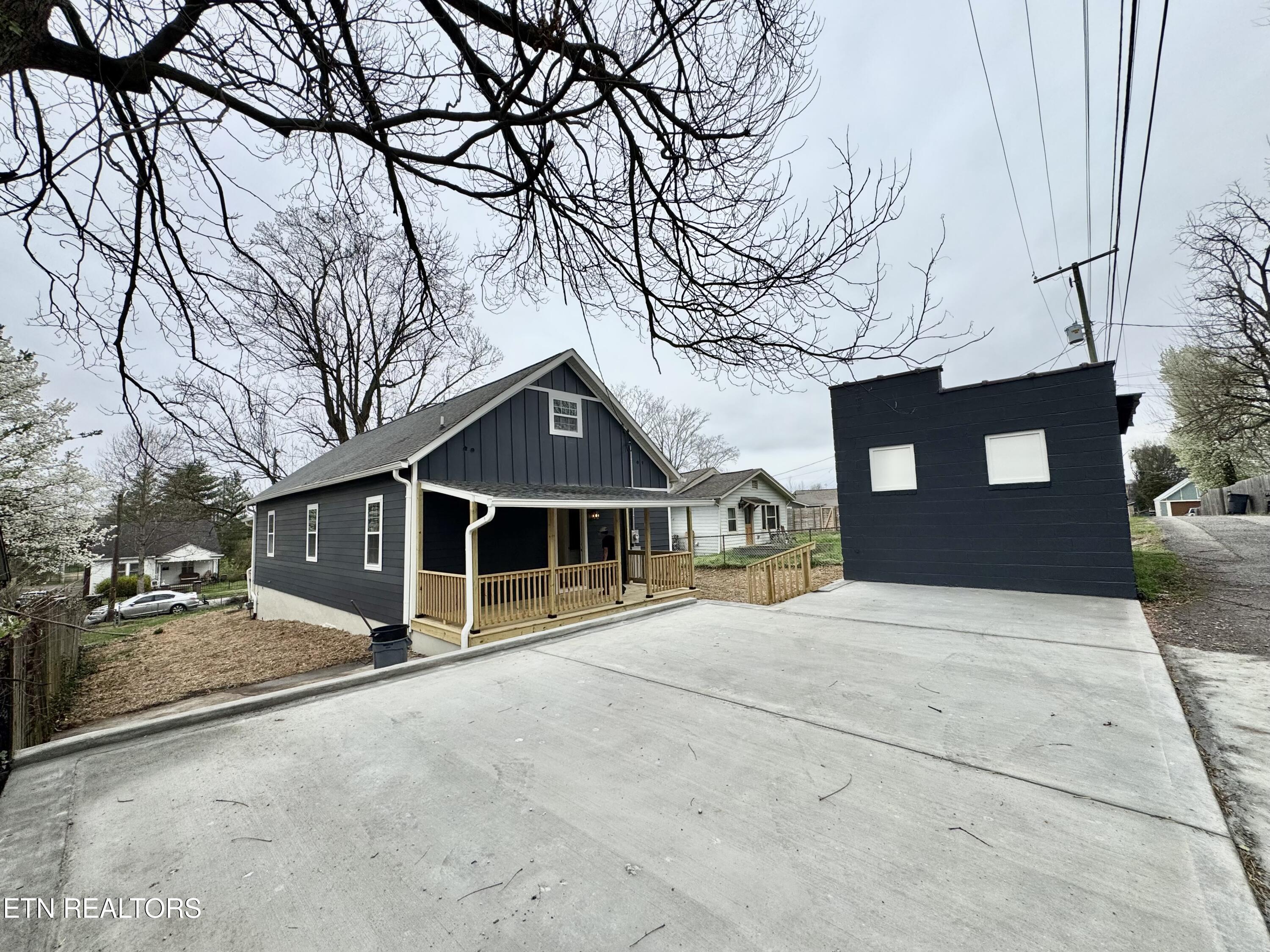 1715 Woodbine Avenue Knoxville TN 37917