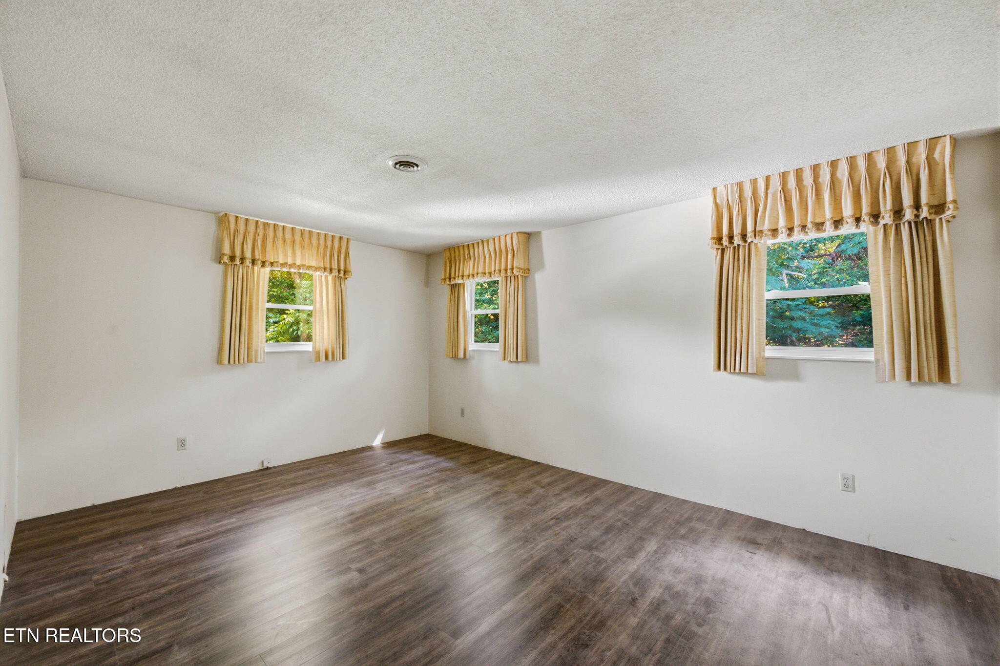 4009 Hitching Post Road Pigeon Forge TN 37863