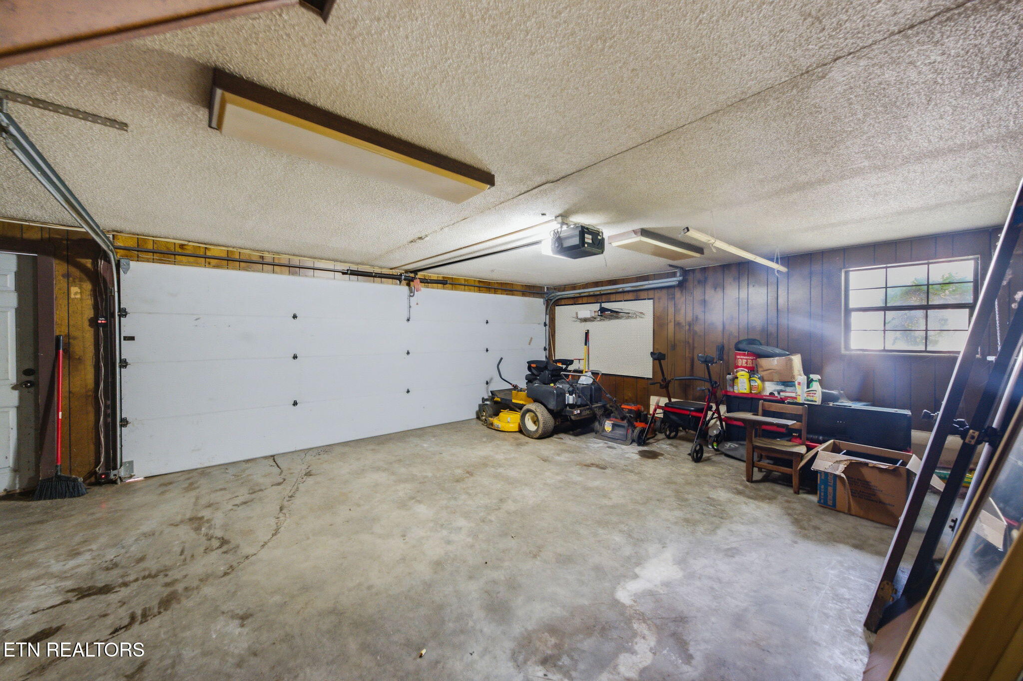 4009 Hitching Post Road Pigeon Forge TN 37863