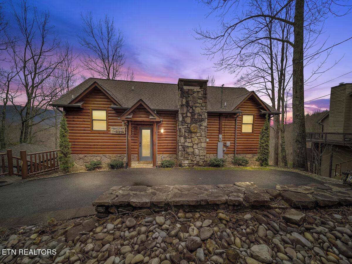 922 Scenic Trail Gatlinburg TN 37738