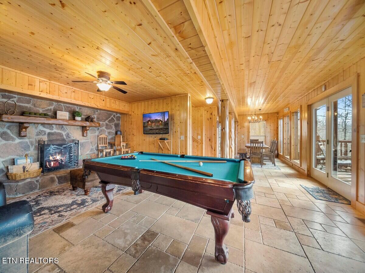 922 Scenic Trail Gatlinburg TN 37738