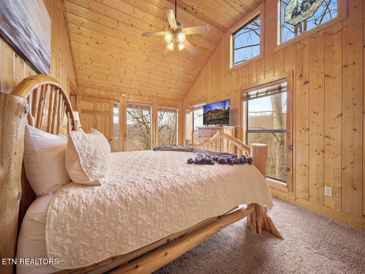 922 Scenic Trail Gatlinburg TN 37738