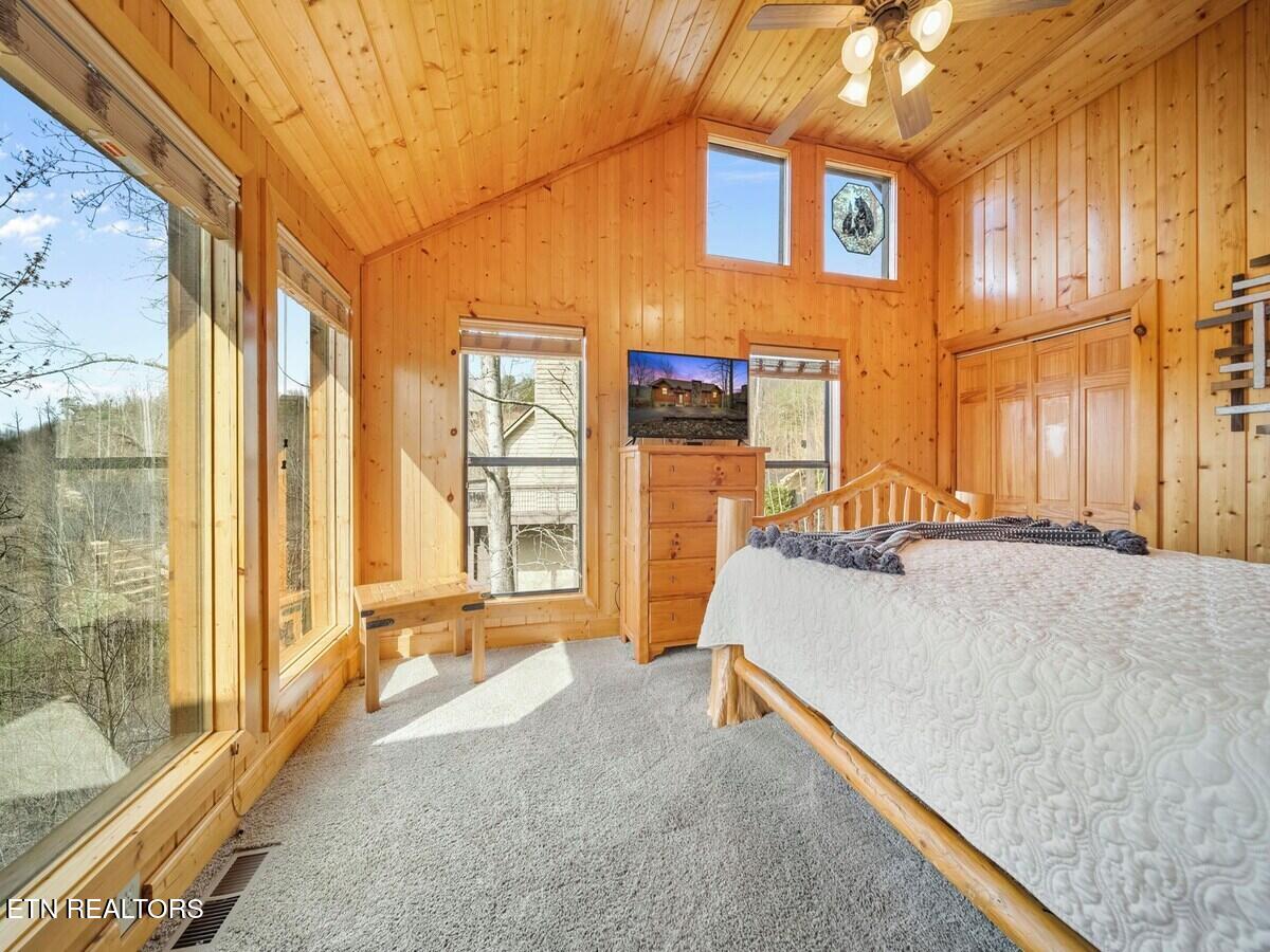 922 Scenic Trail Gatlinburg TN 37738