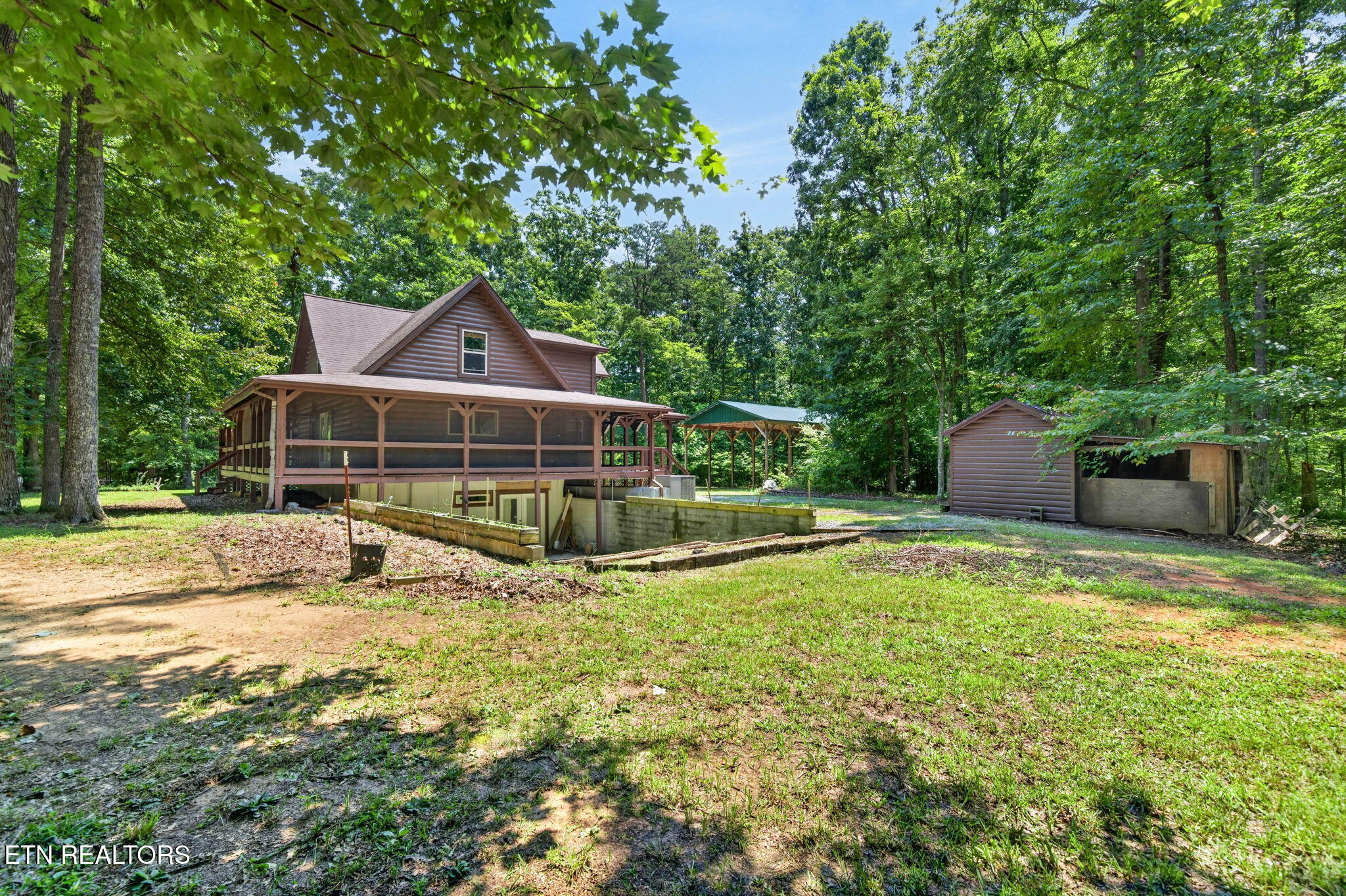 35 Ridge View Lane Spencer TN 38585