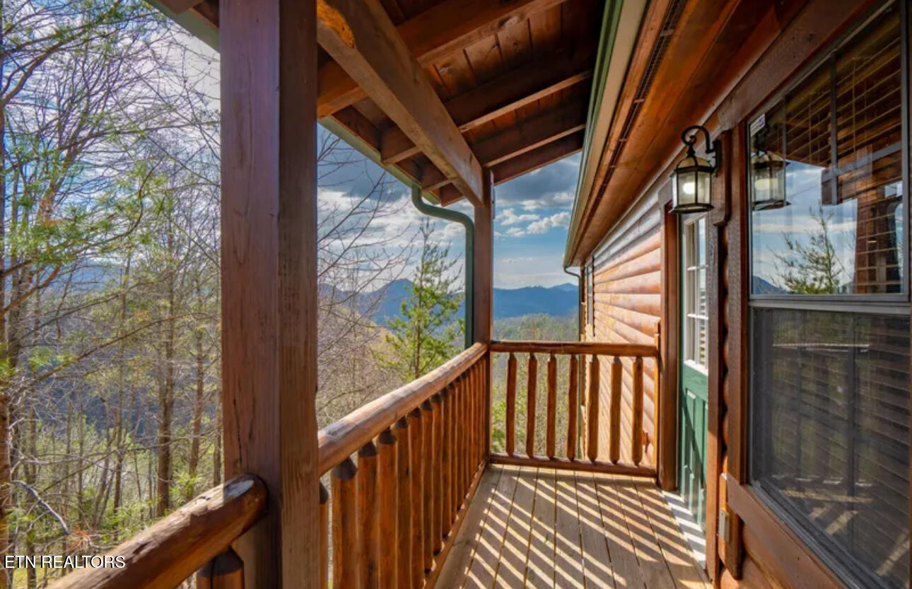 2539 Raccoon Hollow Way Sevierville TN 37862