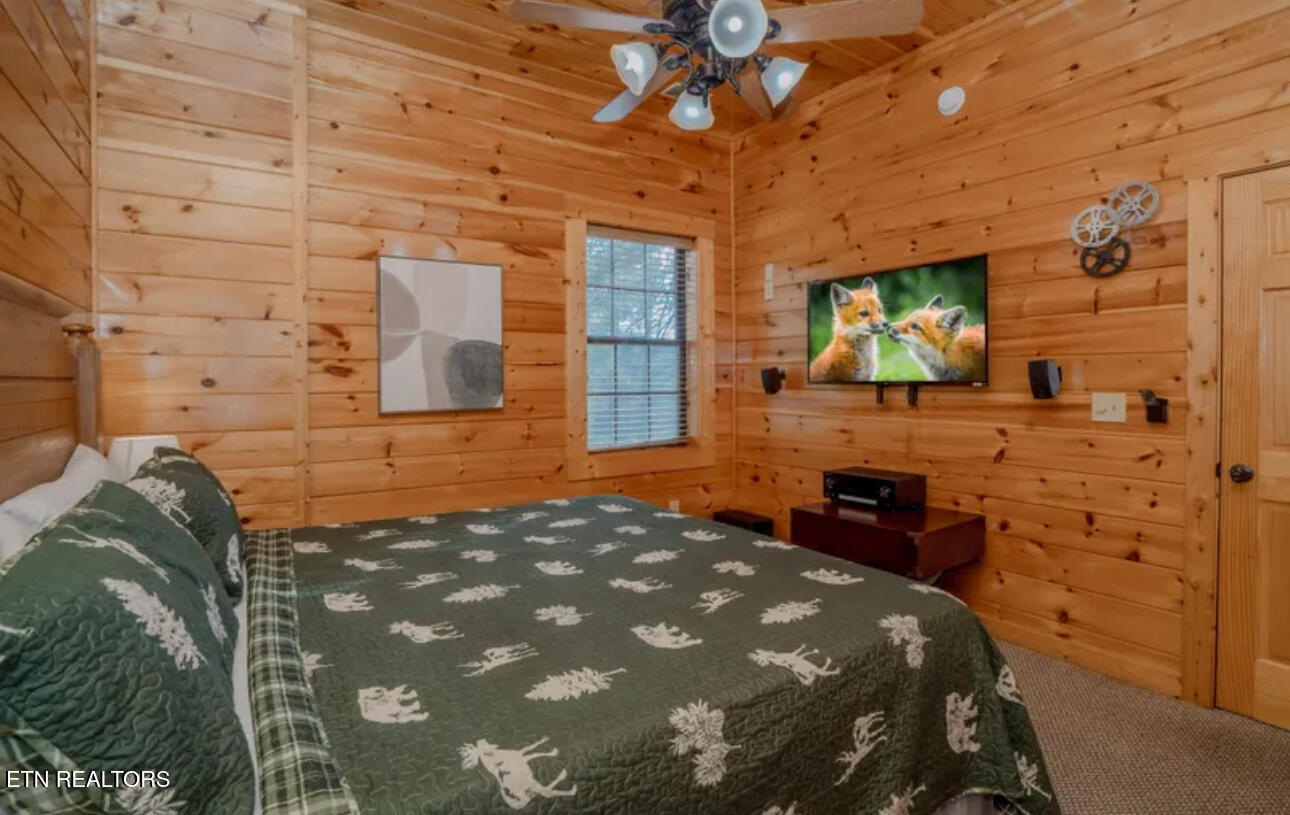 2539 Raccoon Hollow Way Sevierville TN 37862