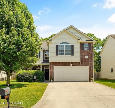 1624 Silver Oak Lane Lenoir City TN 37772