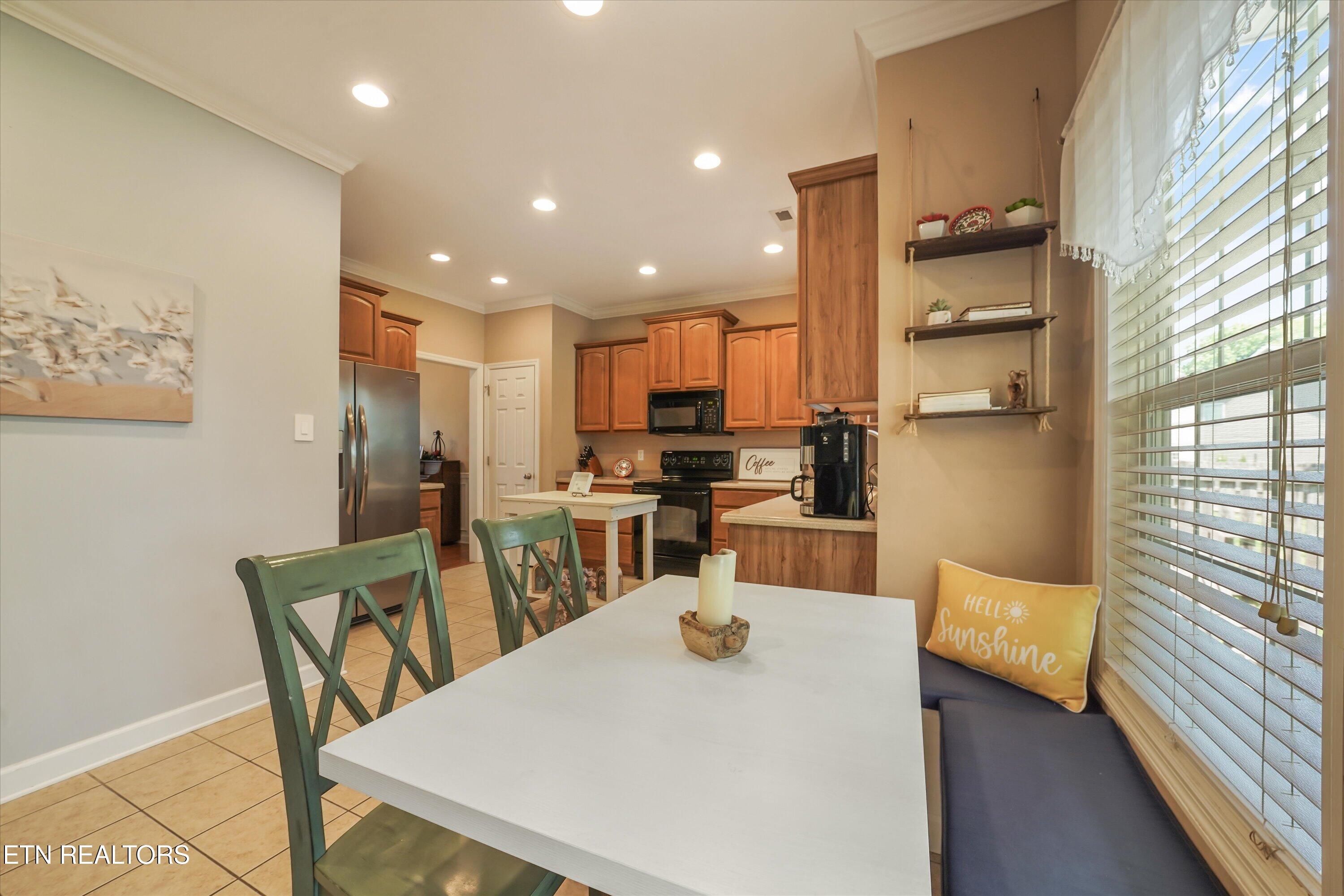 1624 Silver Oak Lane Lenoir City TN 37772
