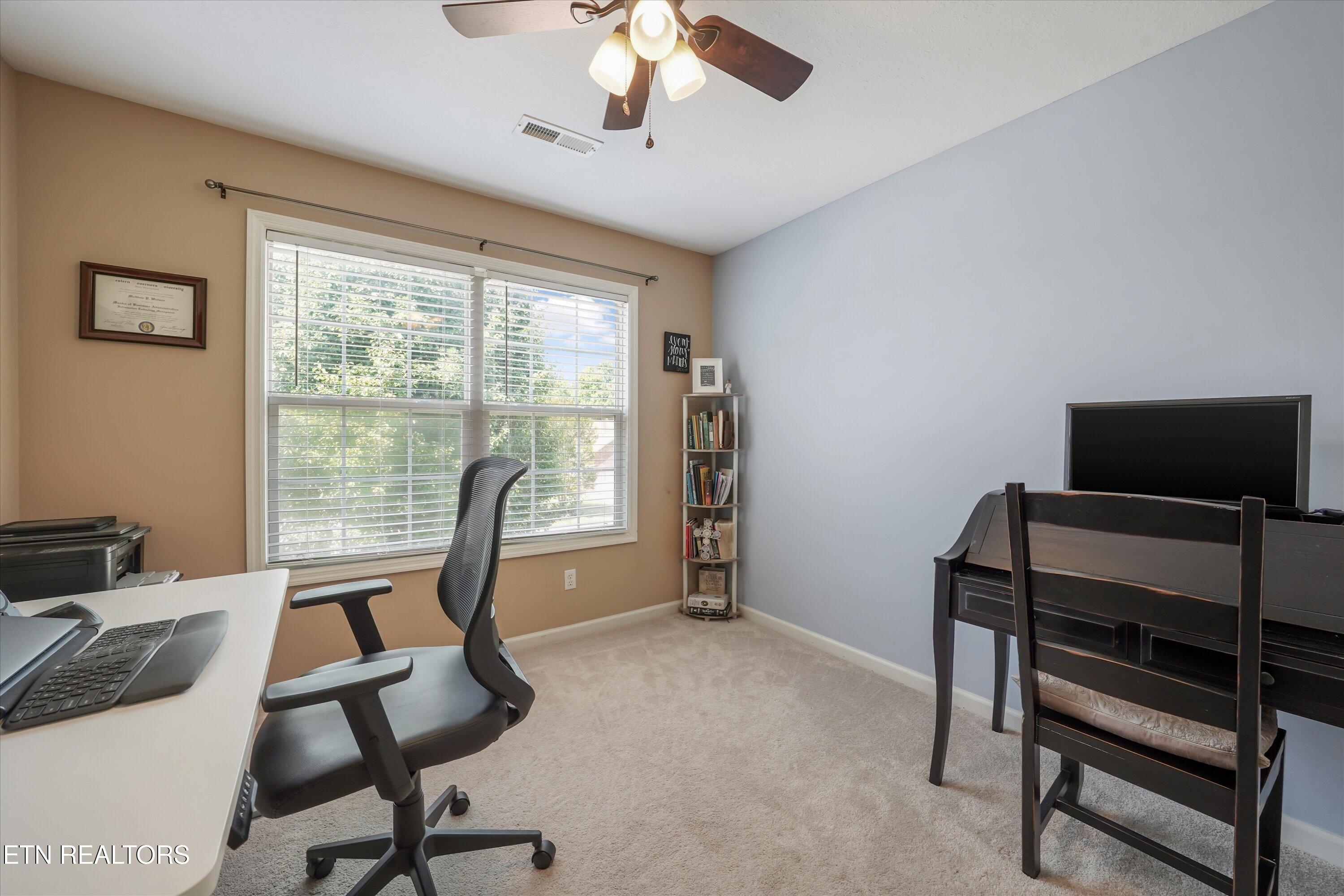 1624 Silver Oak Lane Lenoir City TN 37772