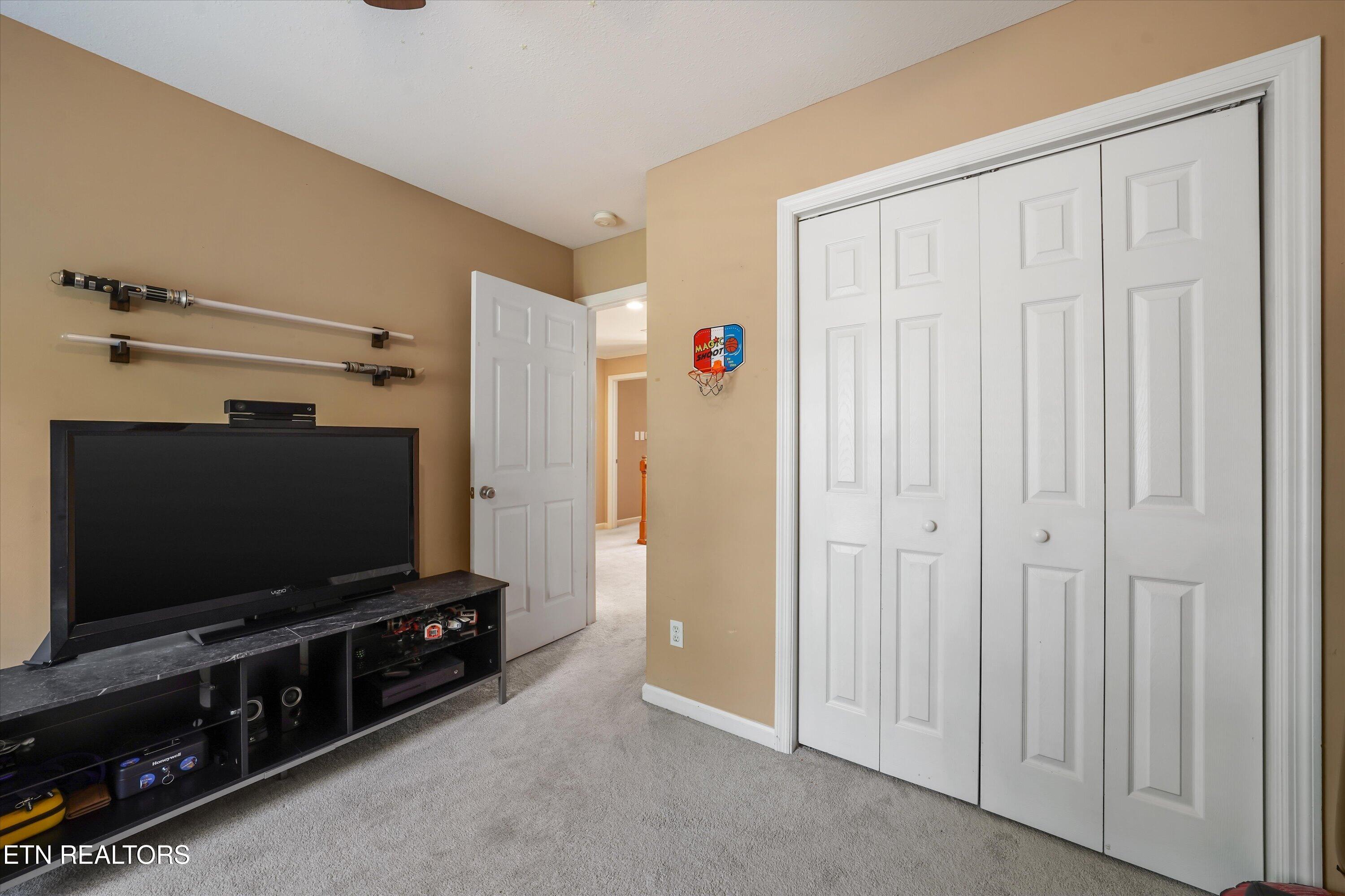 1624 Silver Oak Lane Lenoir City TN 37772