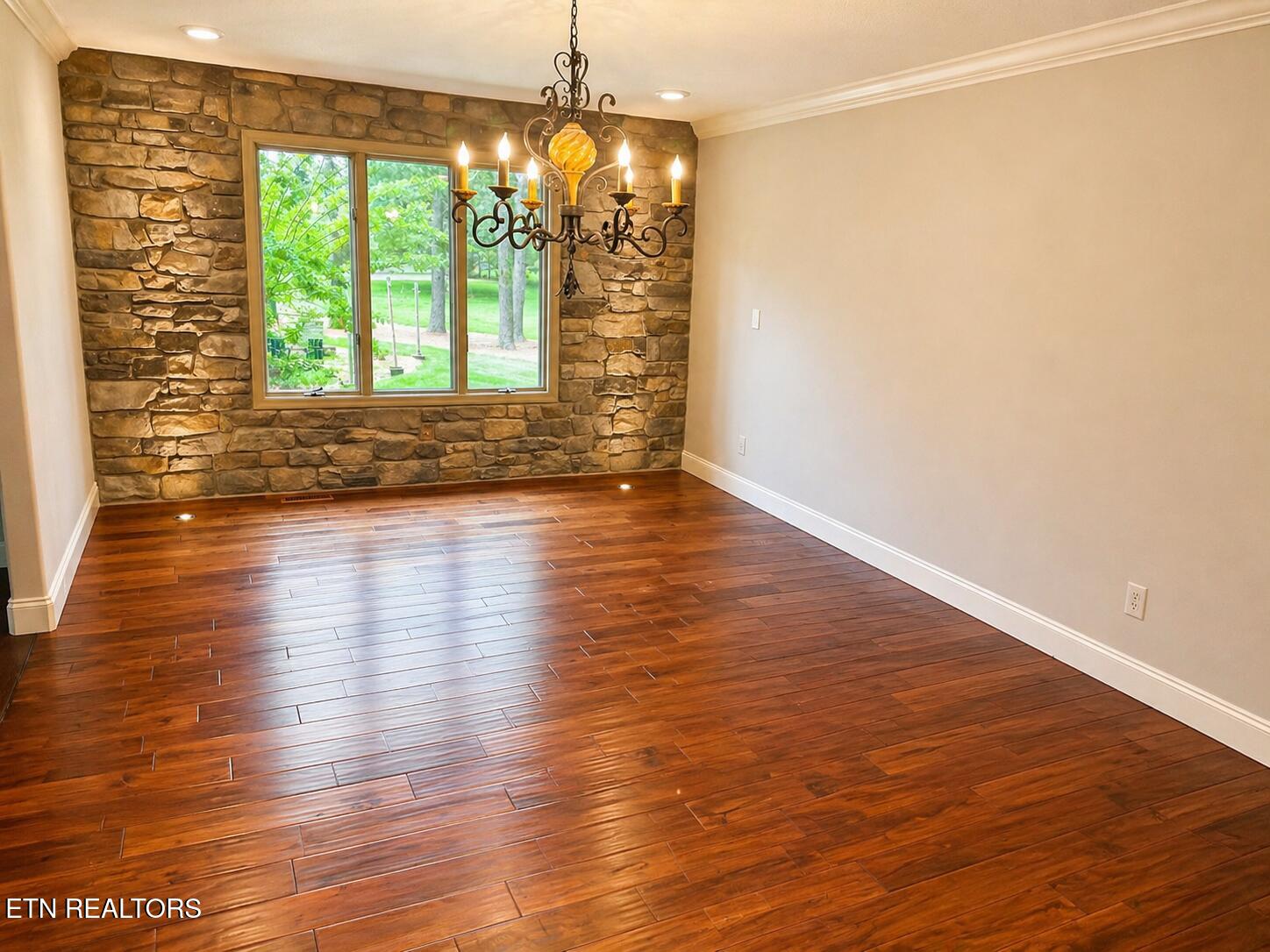 305 Llanerch Point Knoxville TN 37934