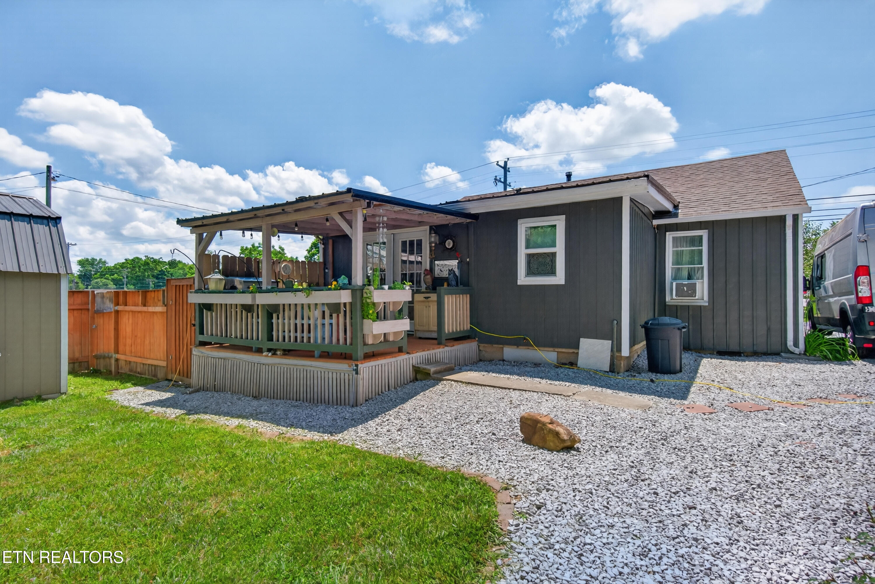 986 Sparta Highway Crossville TN 38572