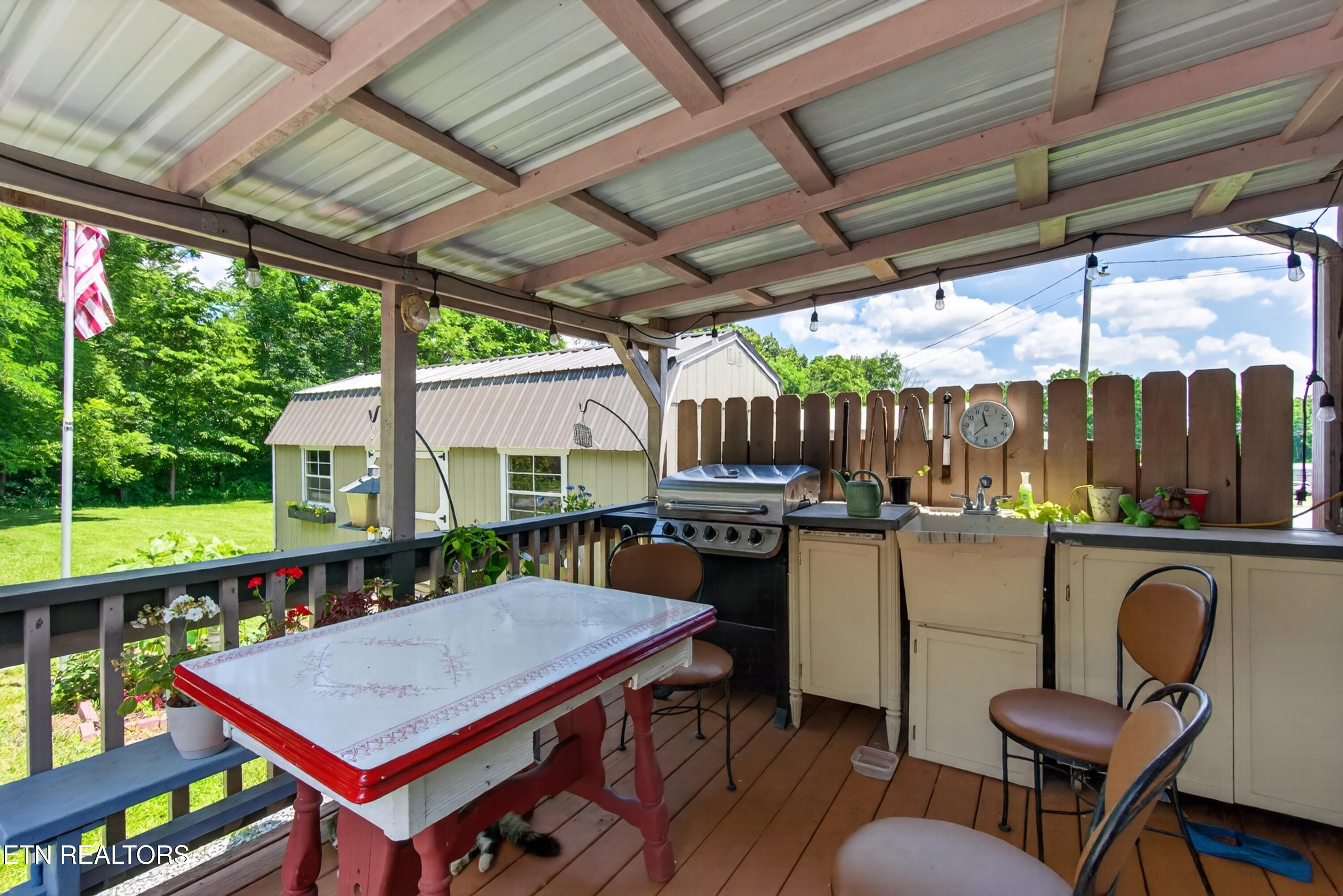 986 Sparta Highway Crossville TN 38572