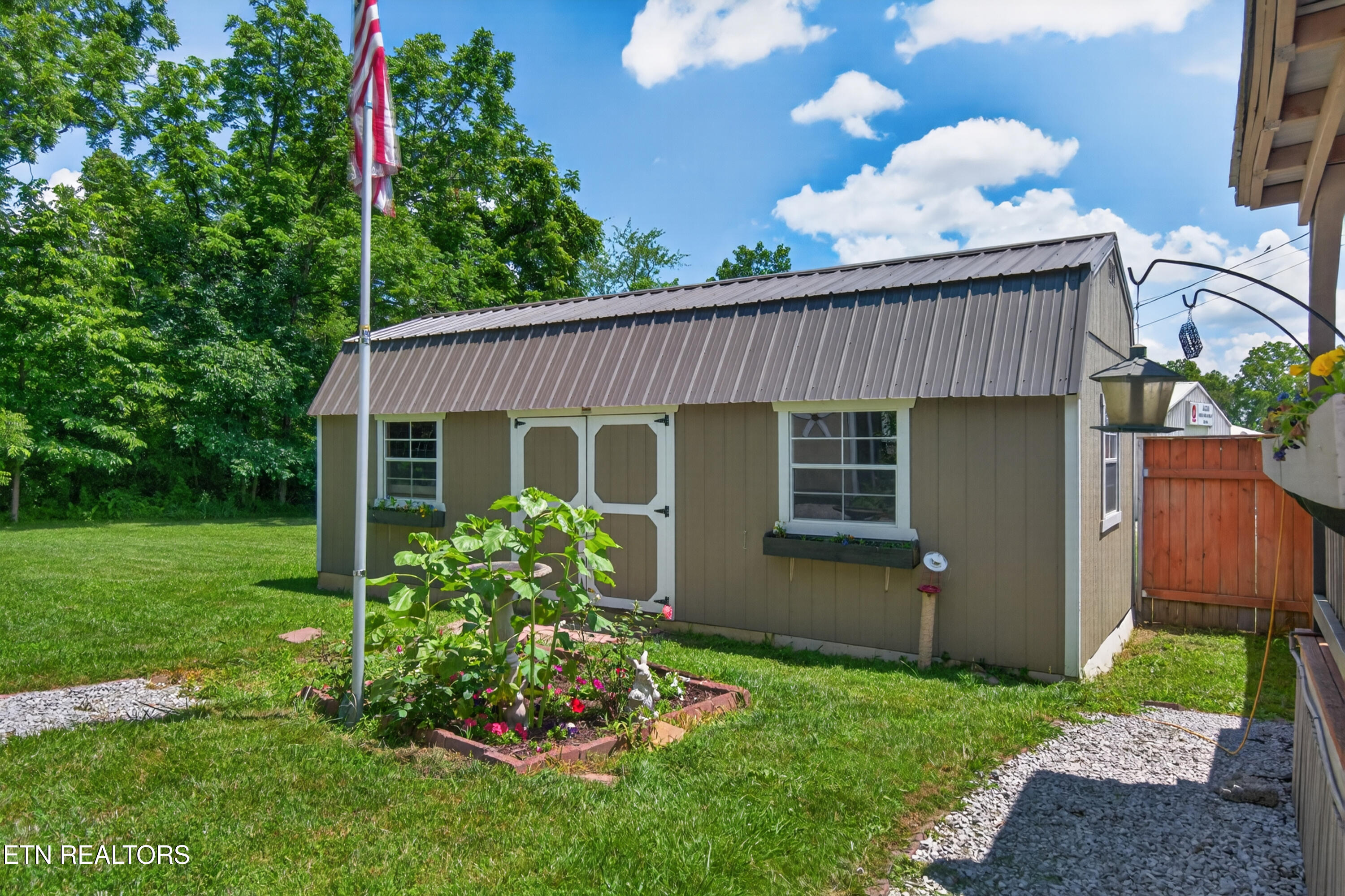 986 Sparta Highway Crossville TN 38572