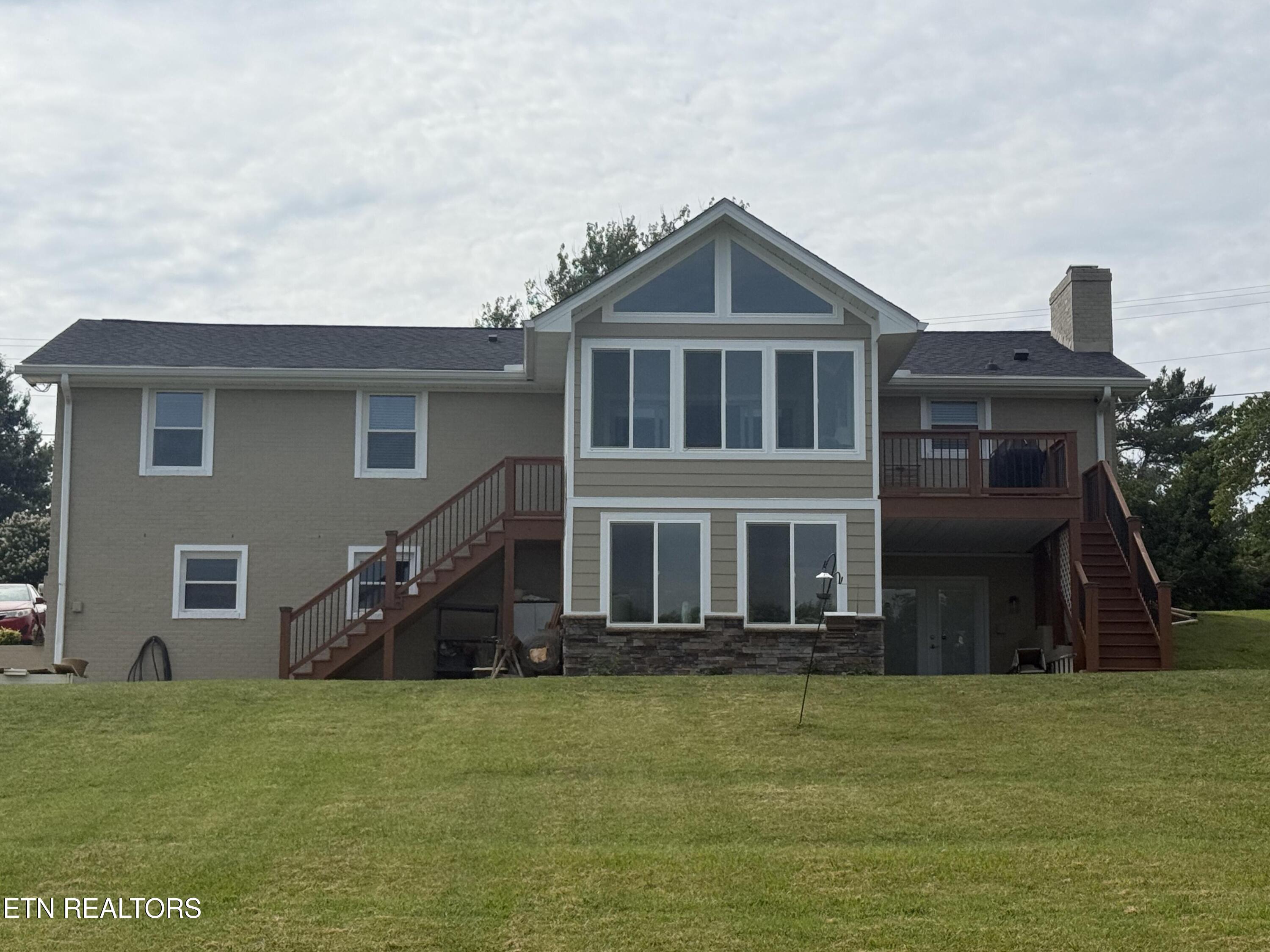 1911 Smoky View Maryville TN 37801