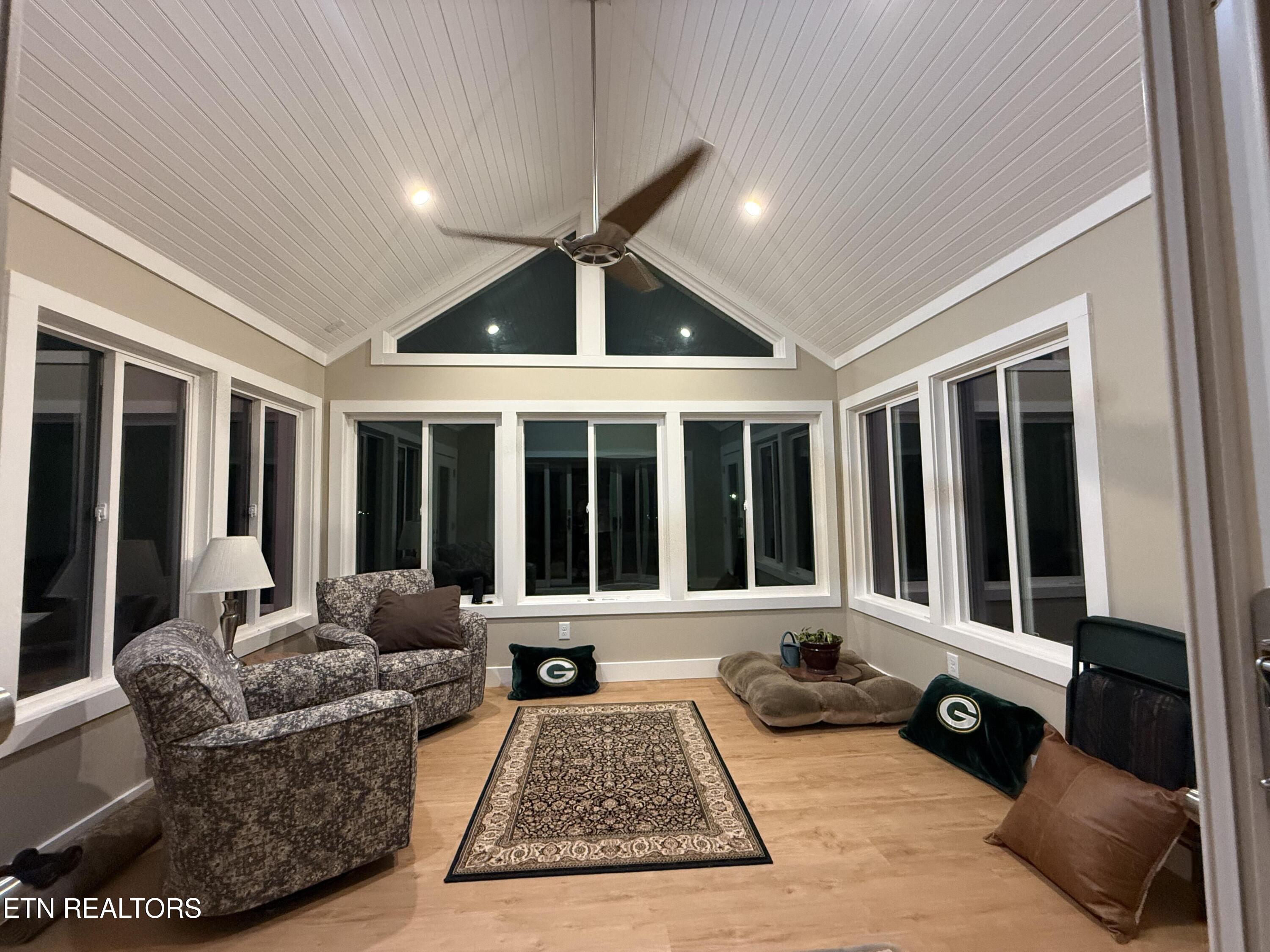 1911 Smoky View Maryville TN 37801
