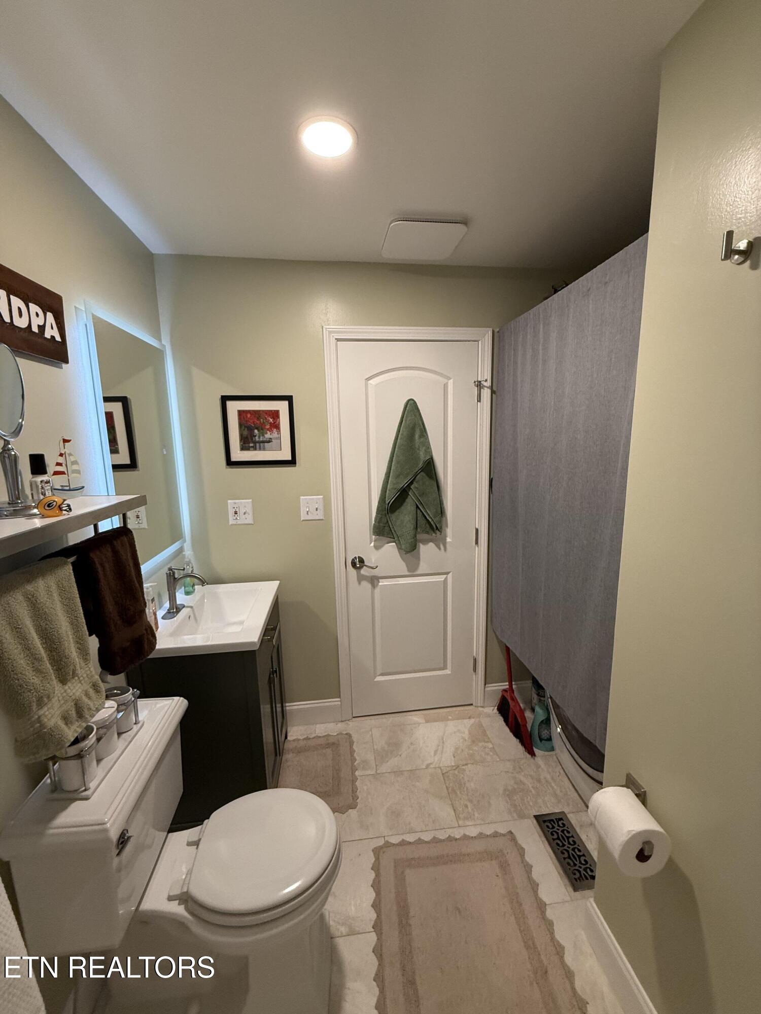 1911 Smoky View Maryville TN 37801