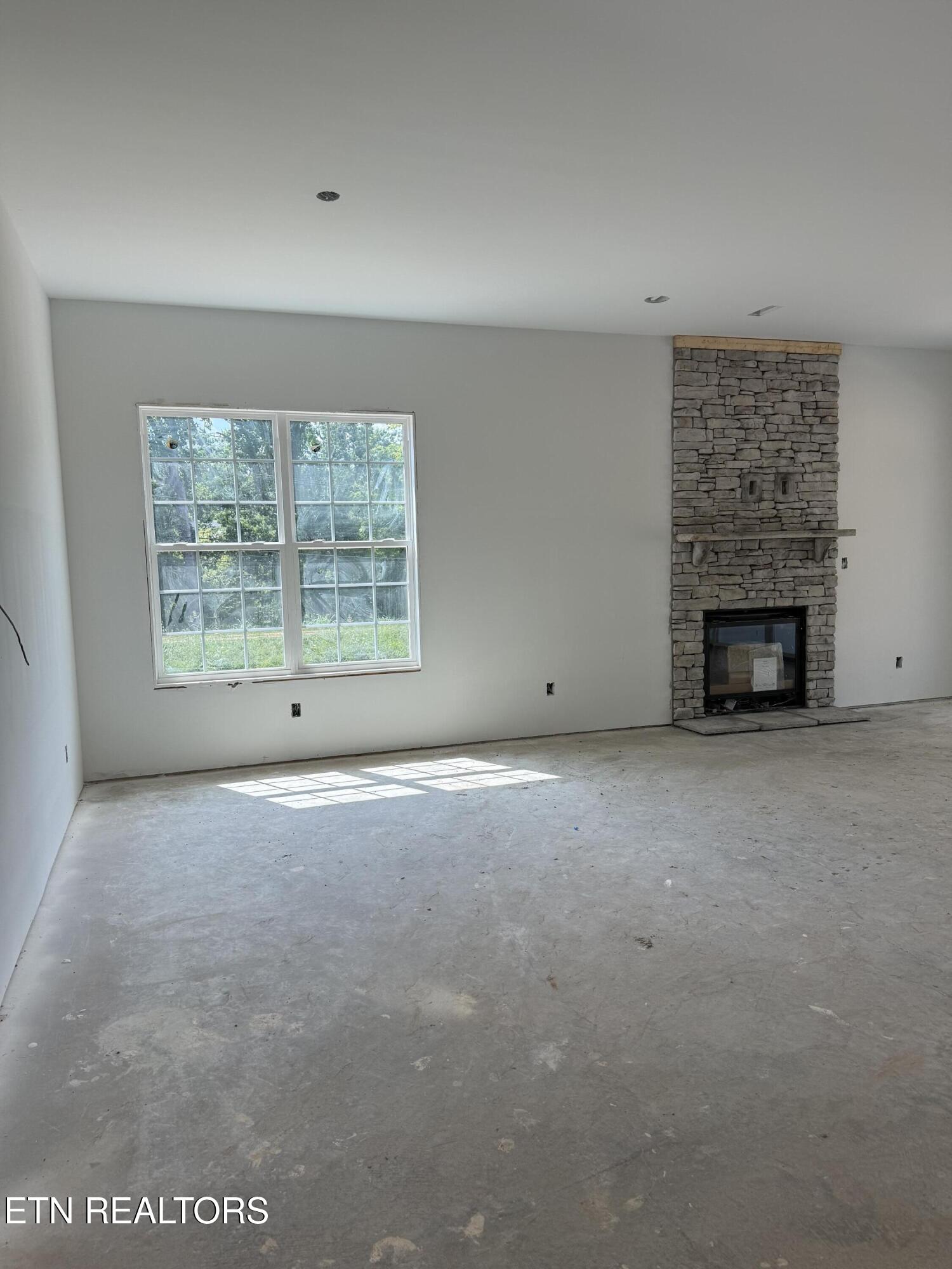 8867 Dancing Bear Lane Knoxville TN 37923