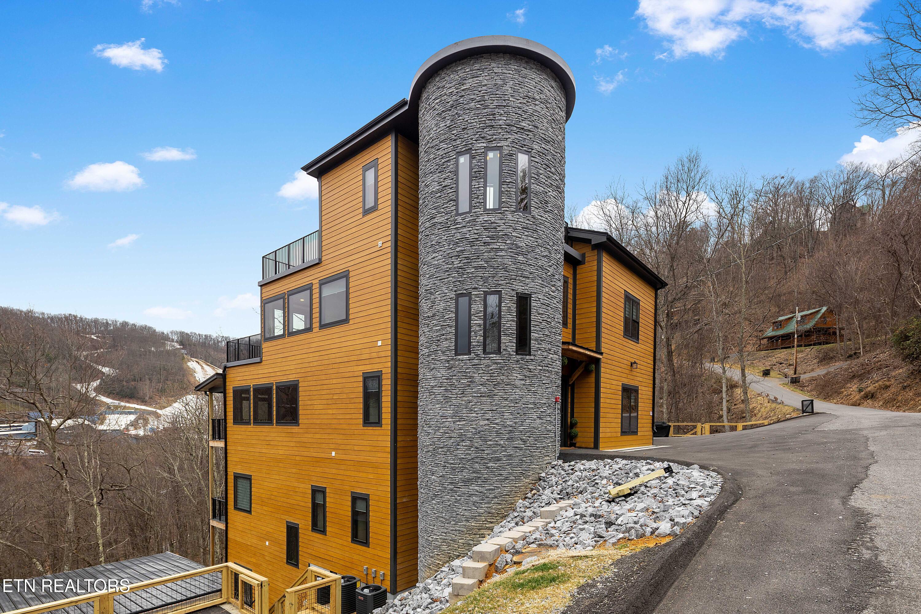 1257 Bavarian Way Gatlinburg TN 37738