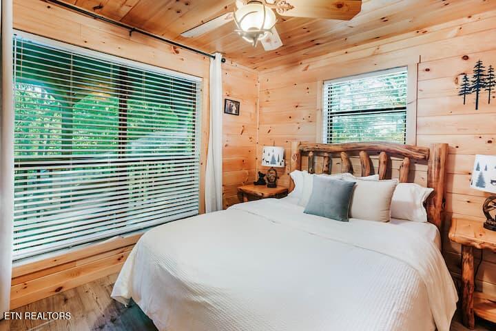 3119 Bear Mountain Lane Sevierville TN 37876