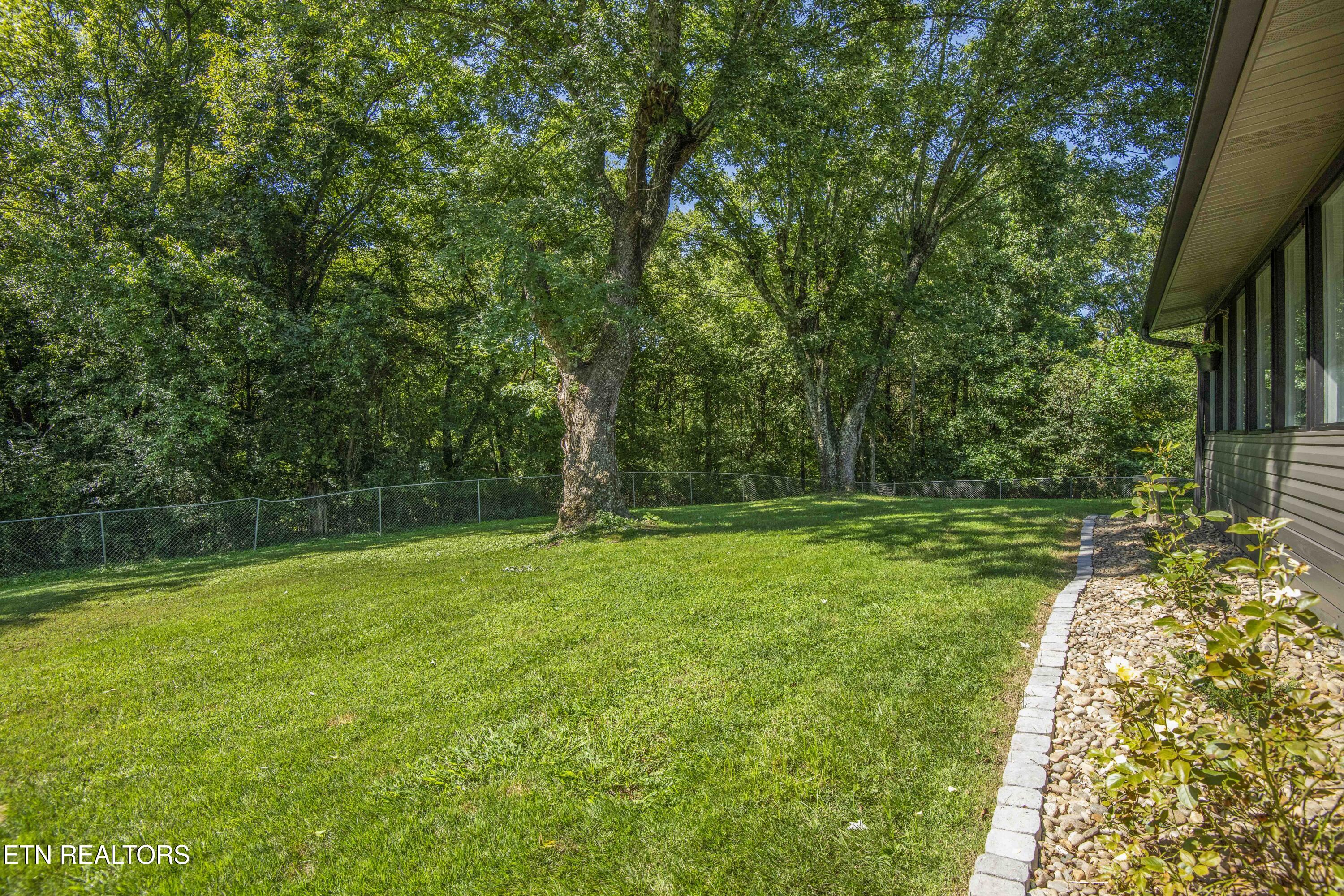 7600 Thorn Grove Pike Knoxville TN 37914