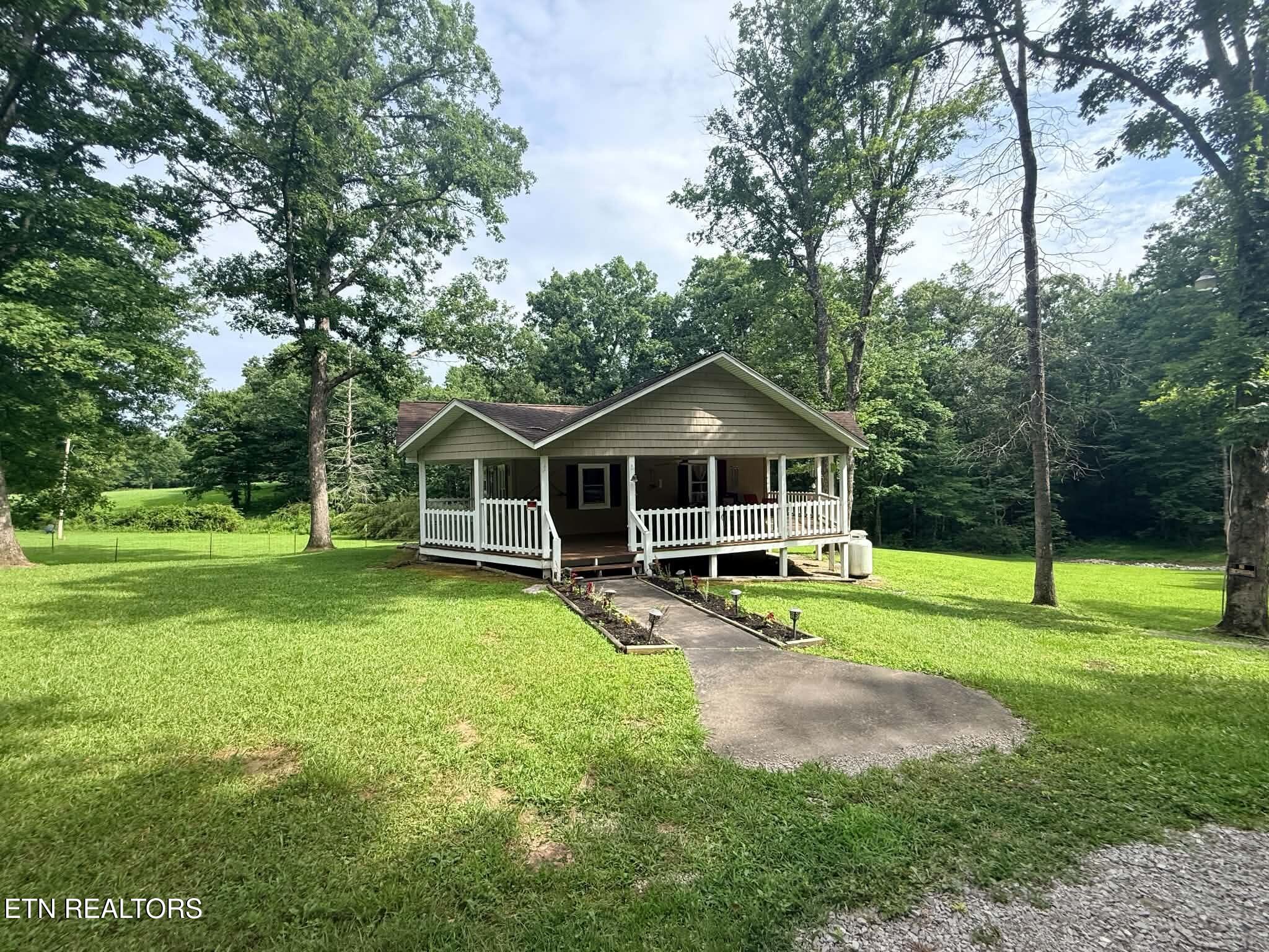 1250 Darrow Ridge Road Jamestown TN 38556