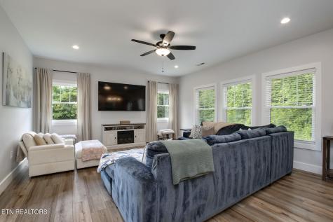 200 Creek Stone Lane Knoxville TN 37924