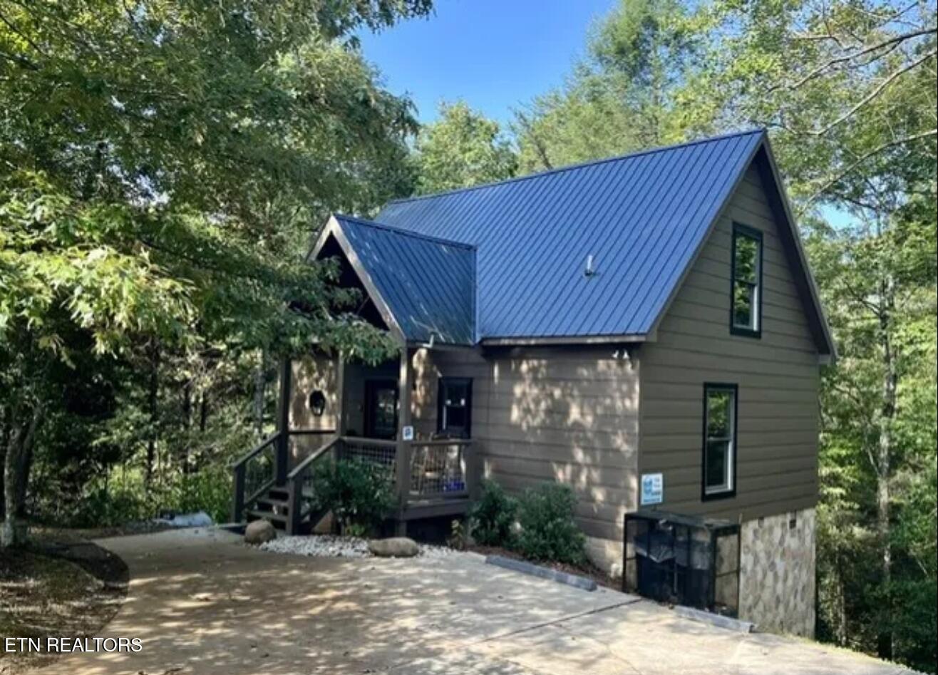 1712 Quail Hollow Way Sevierville TN 37876