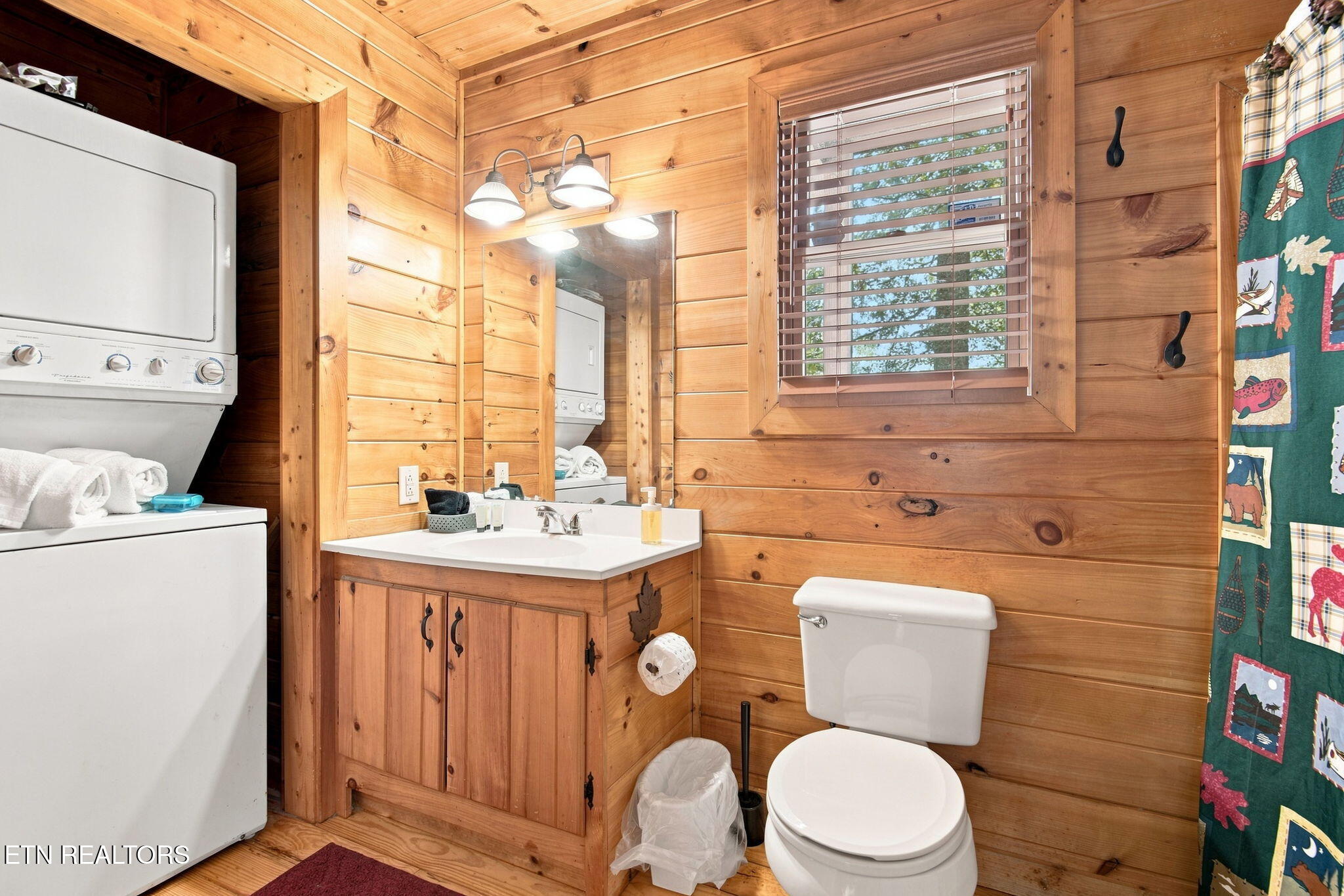 1712 Quail Hollow Way Sevierville TN 37876