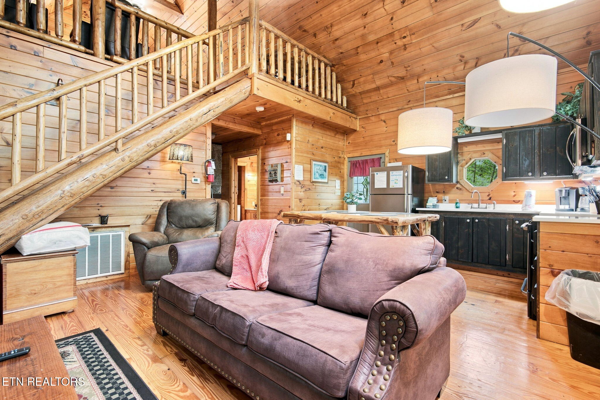 1712 Quail Hollow Way Sevierville TN 37876