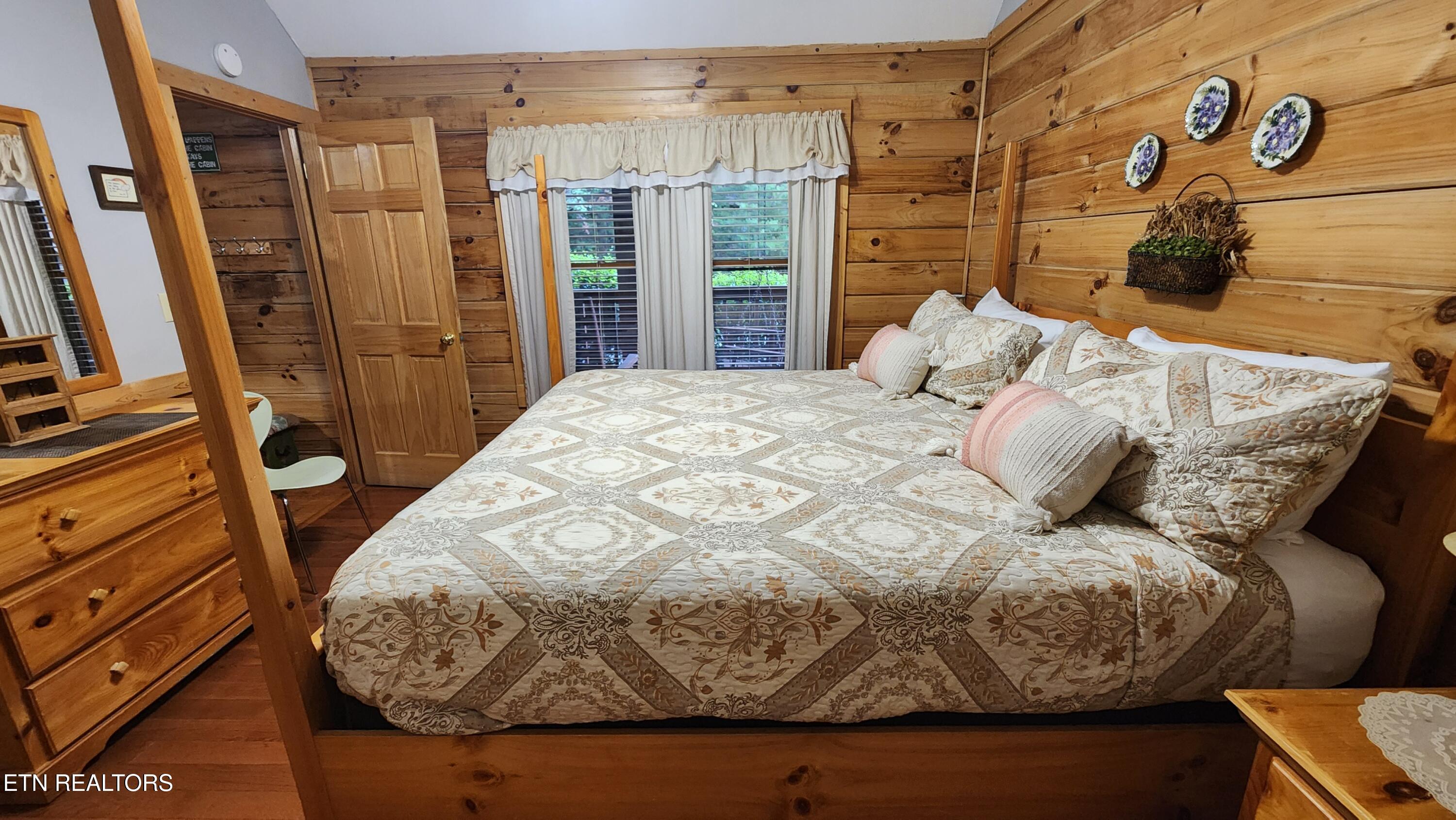 713 Golden Eagle Way Pigeon Forge TN 37863