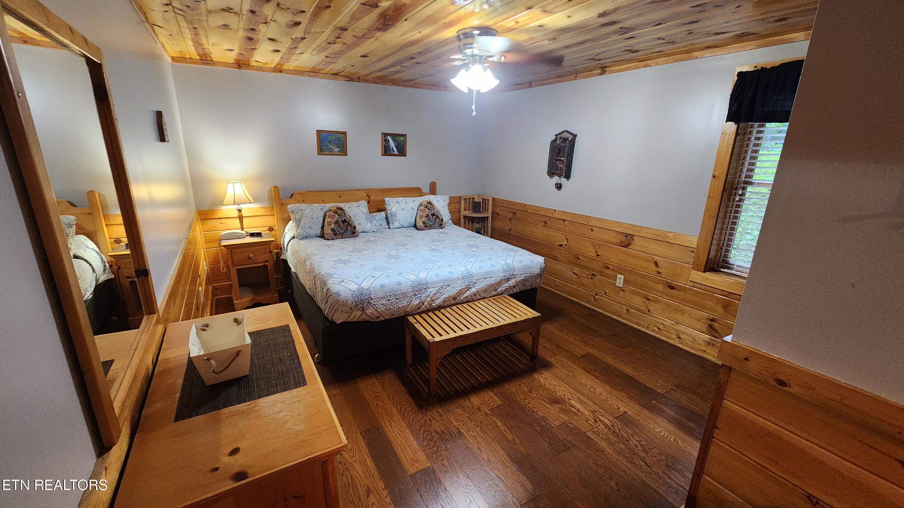 713 Golden Eagle Way Pigeon Forge TN 37863
