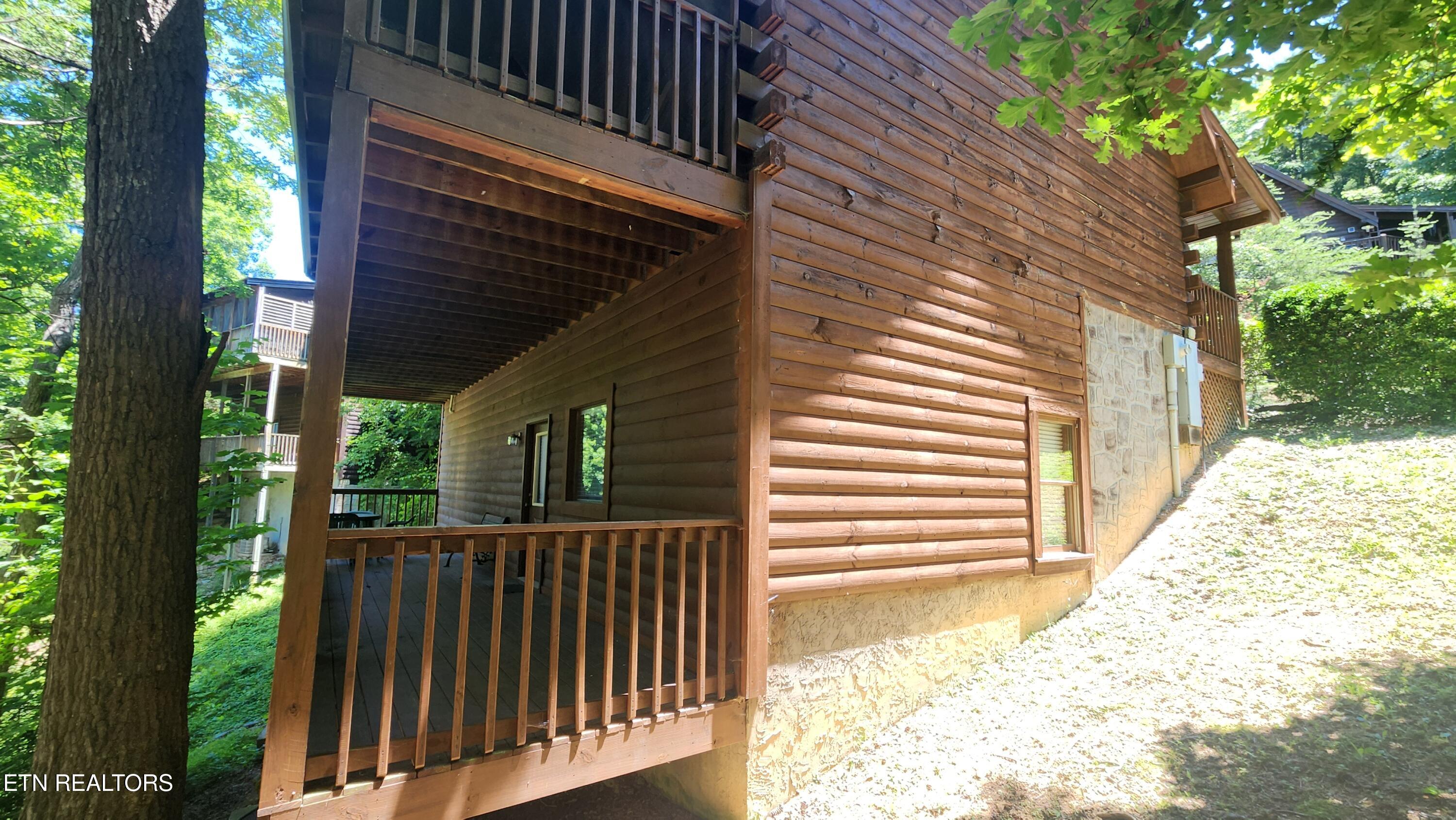713 Golden Eagle Way Pigeon Forge TN 37863