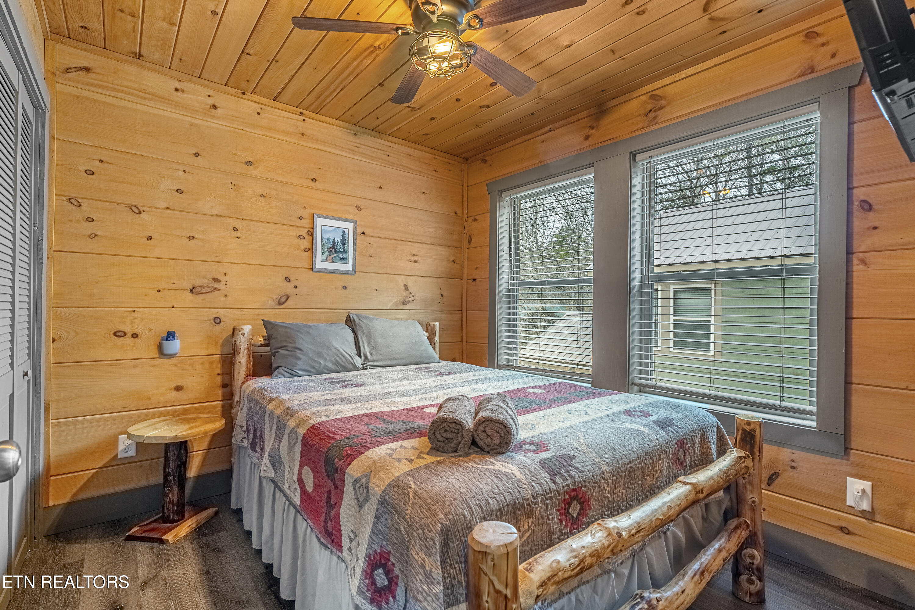 1012 Ravens Ford Way Sevierville TN 37876