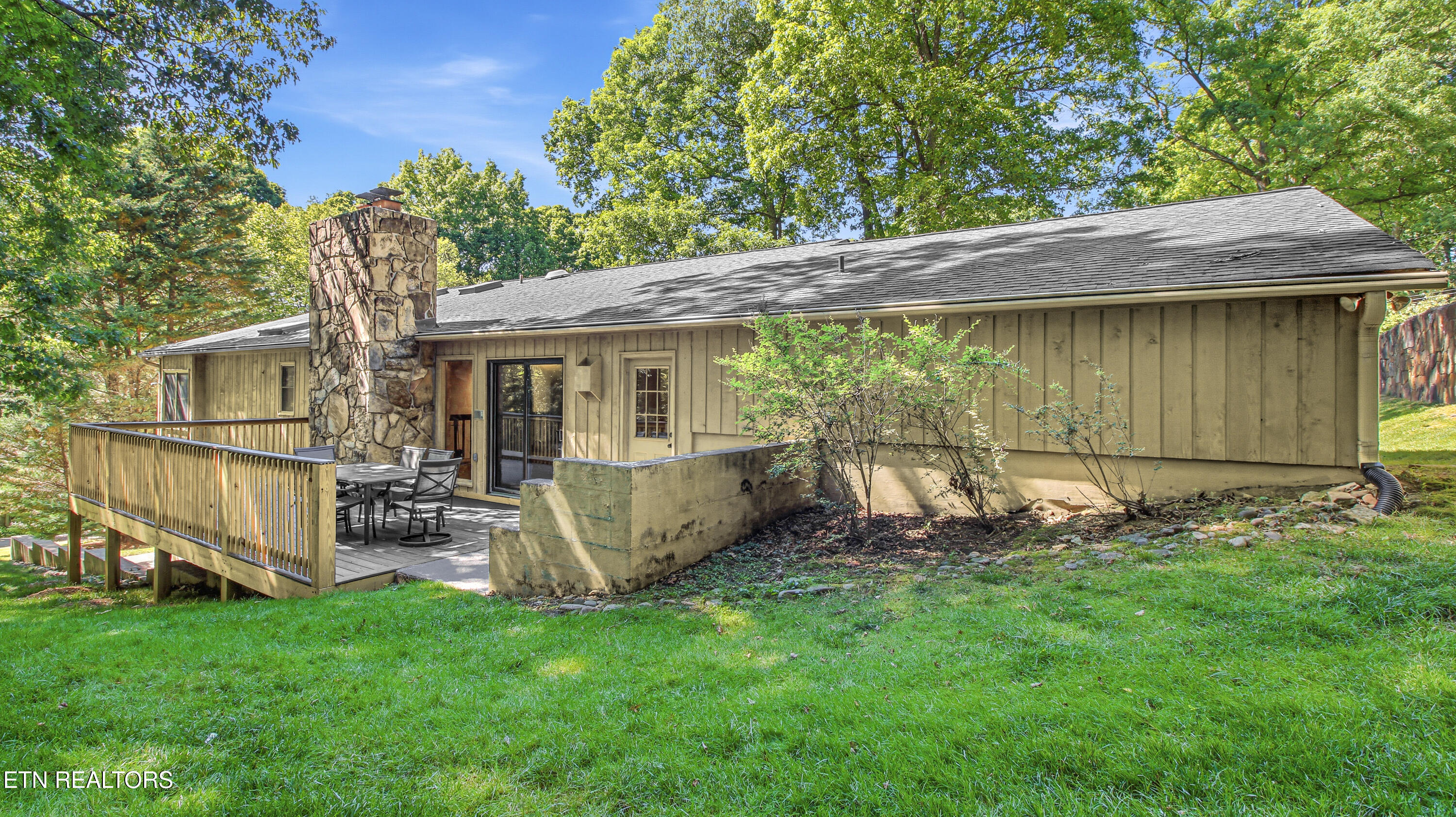 8716 Dunaire Drive Knoxville TN 37923