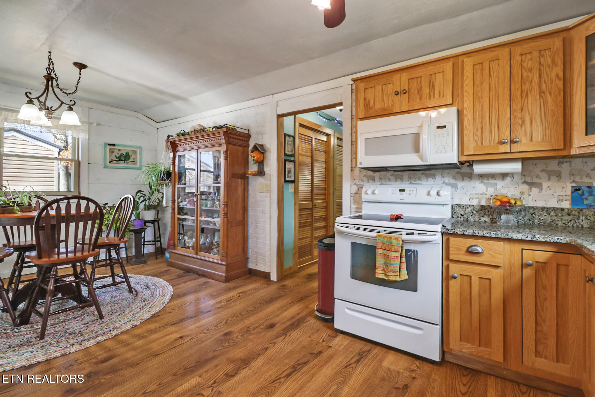 75 Linger Lake Lane Crossville TN 38571
