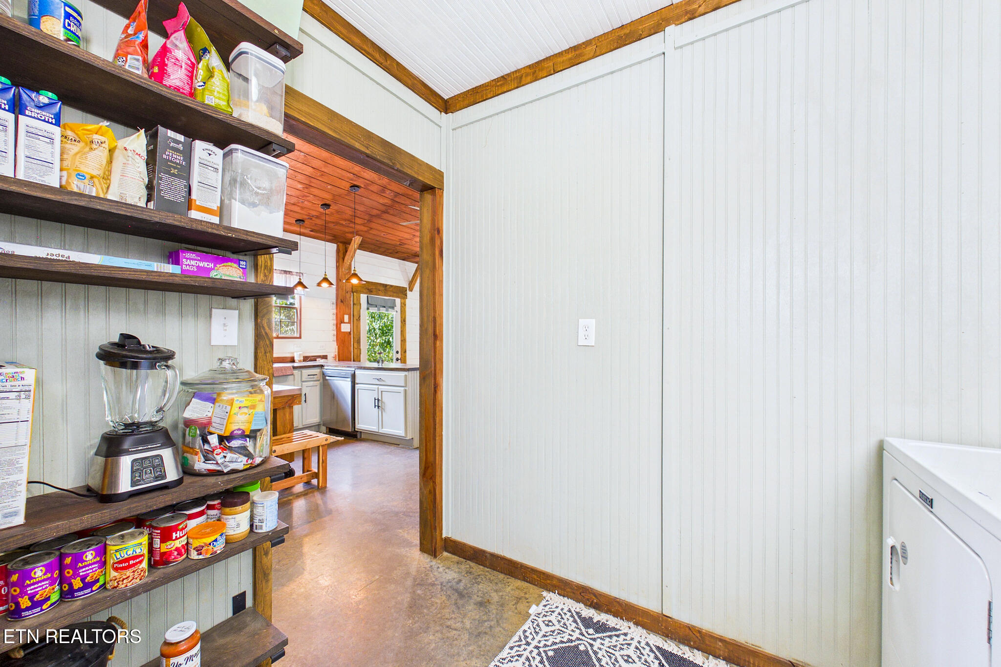 361 County Road 38 Riceville TN 37370