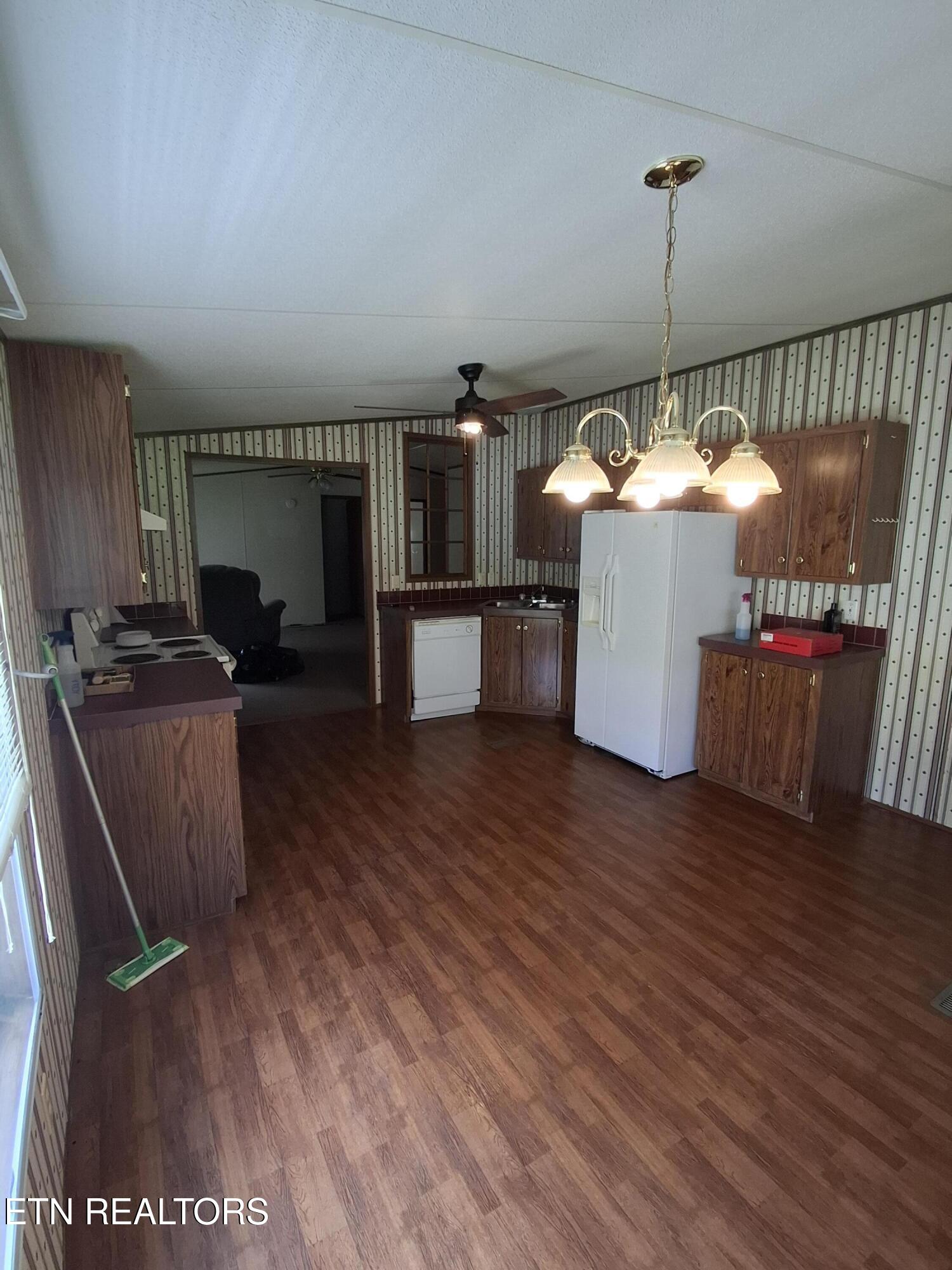 418 Mountain View Road Robbins TN 37852