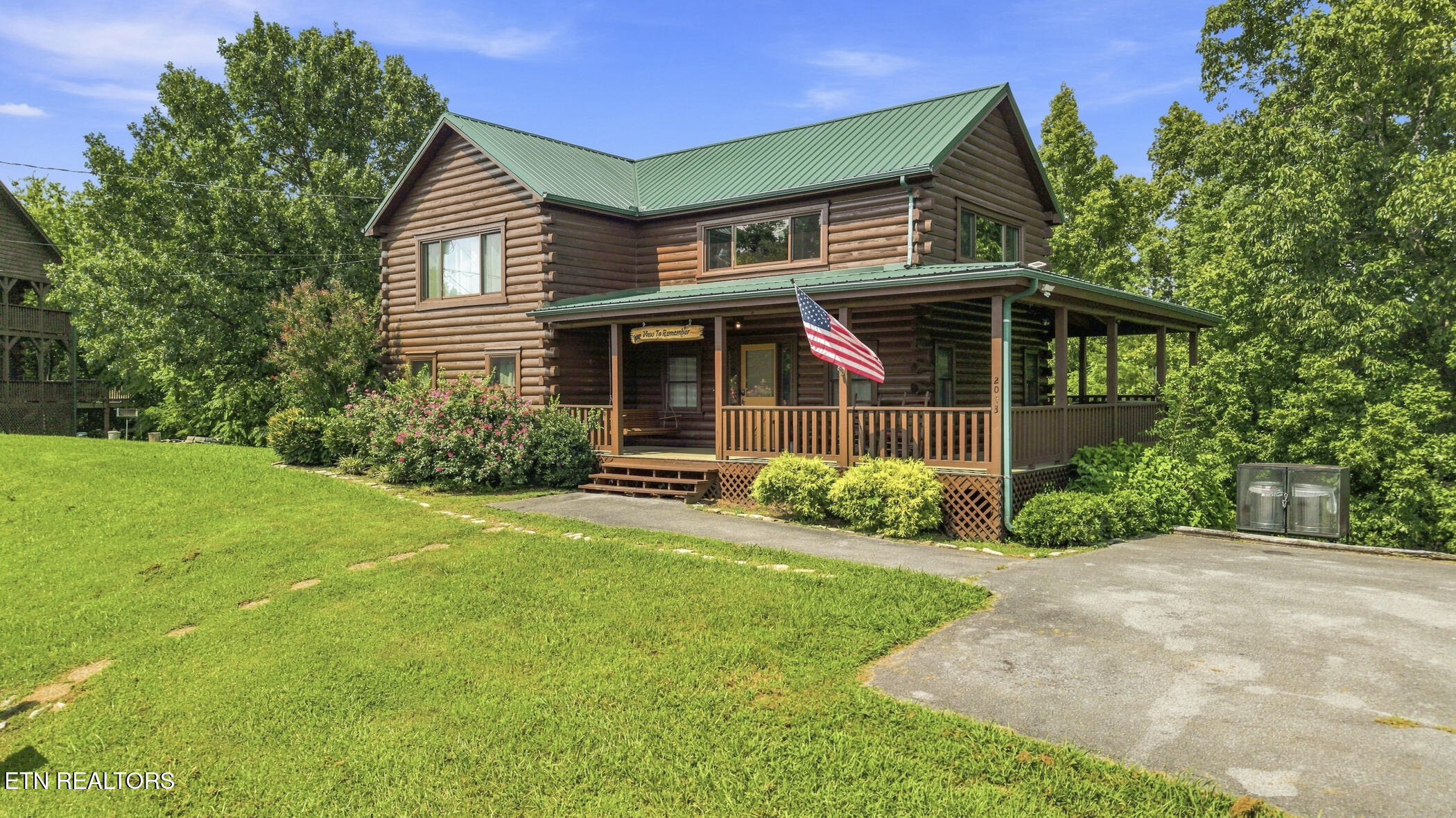 2043 Oakmont Drive Sevierville TN 37876