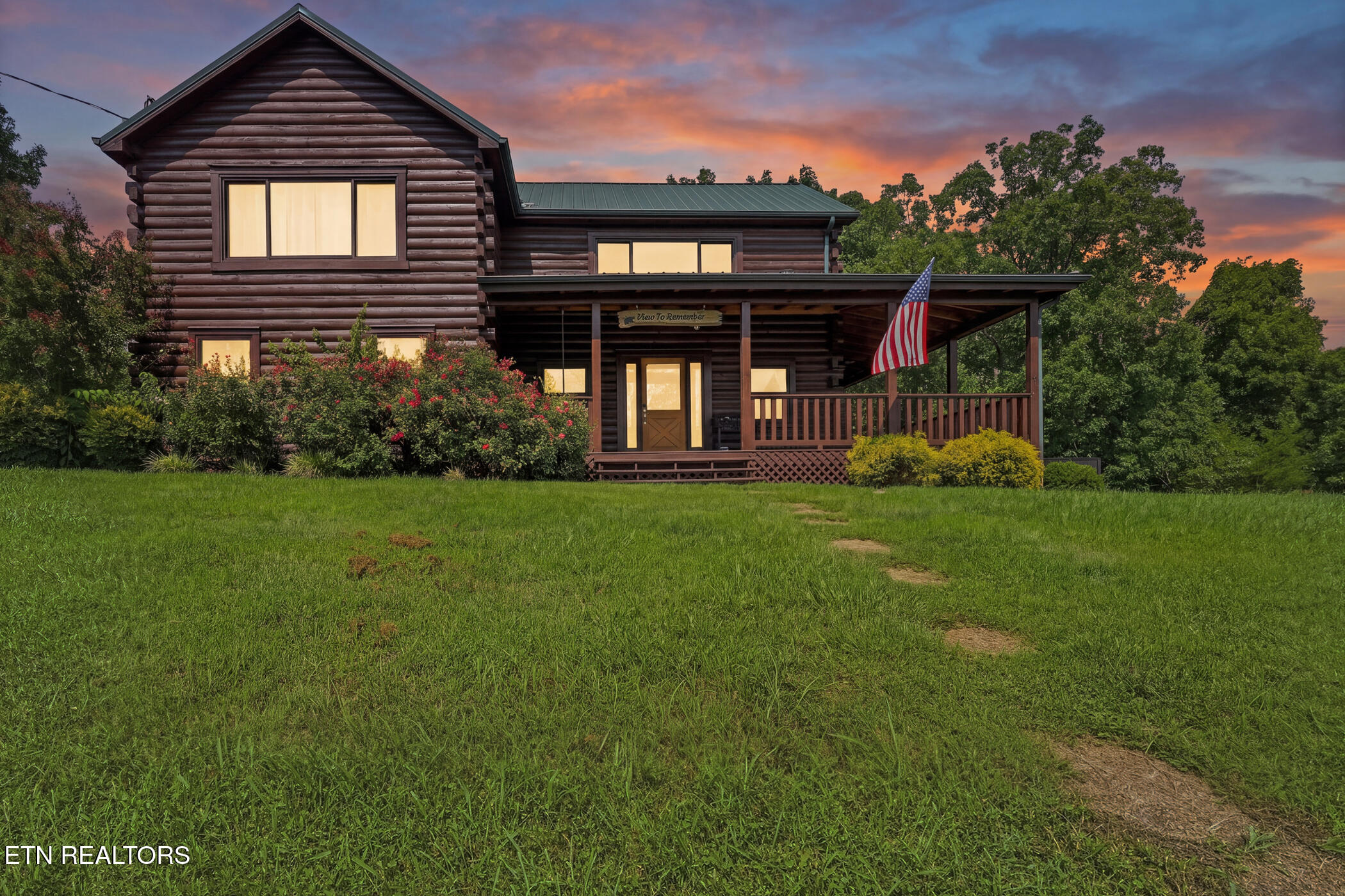 2043 Oakmont Drive Sevierville TN 37876