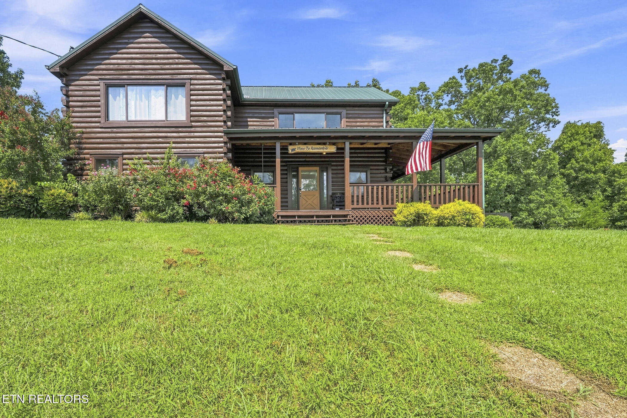 2043 Oakmont Drive Sevierville TN 37876