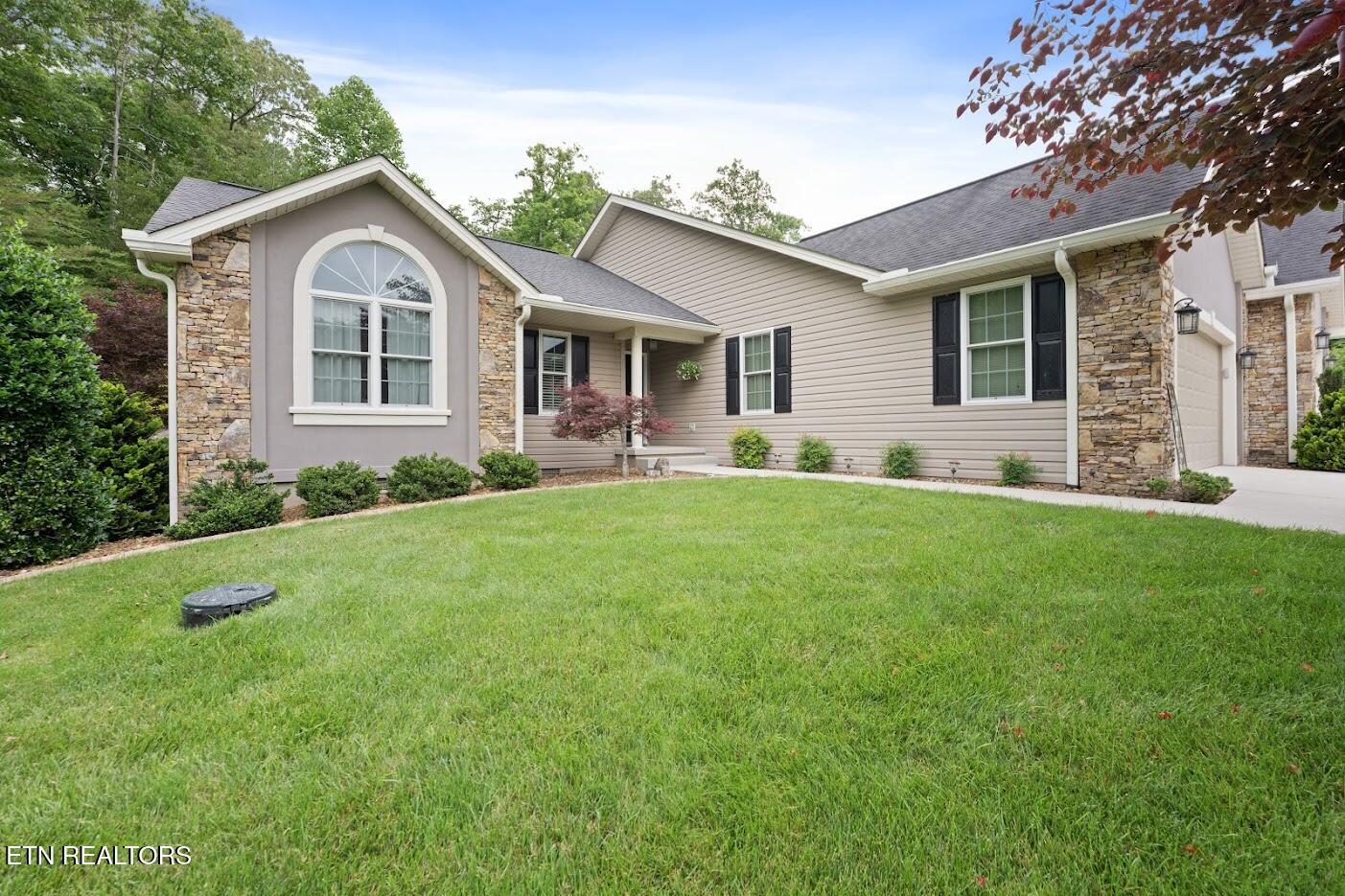 14 Heatherhurst Court Crossville TN 38558