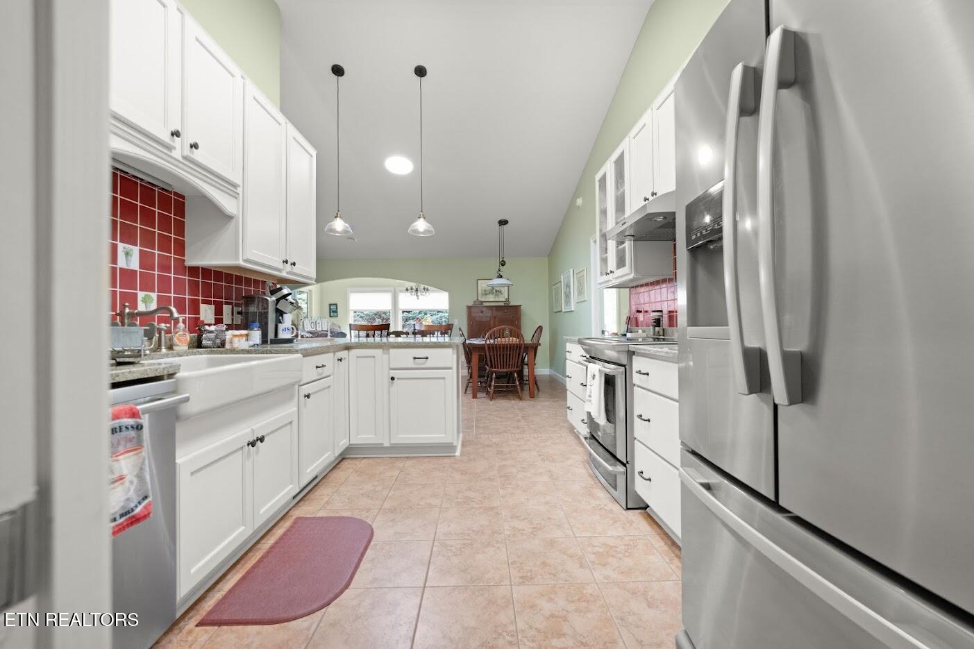 14 Heatherhurst Court Crossville TN 38558