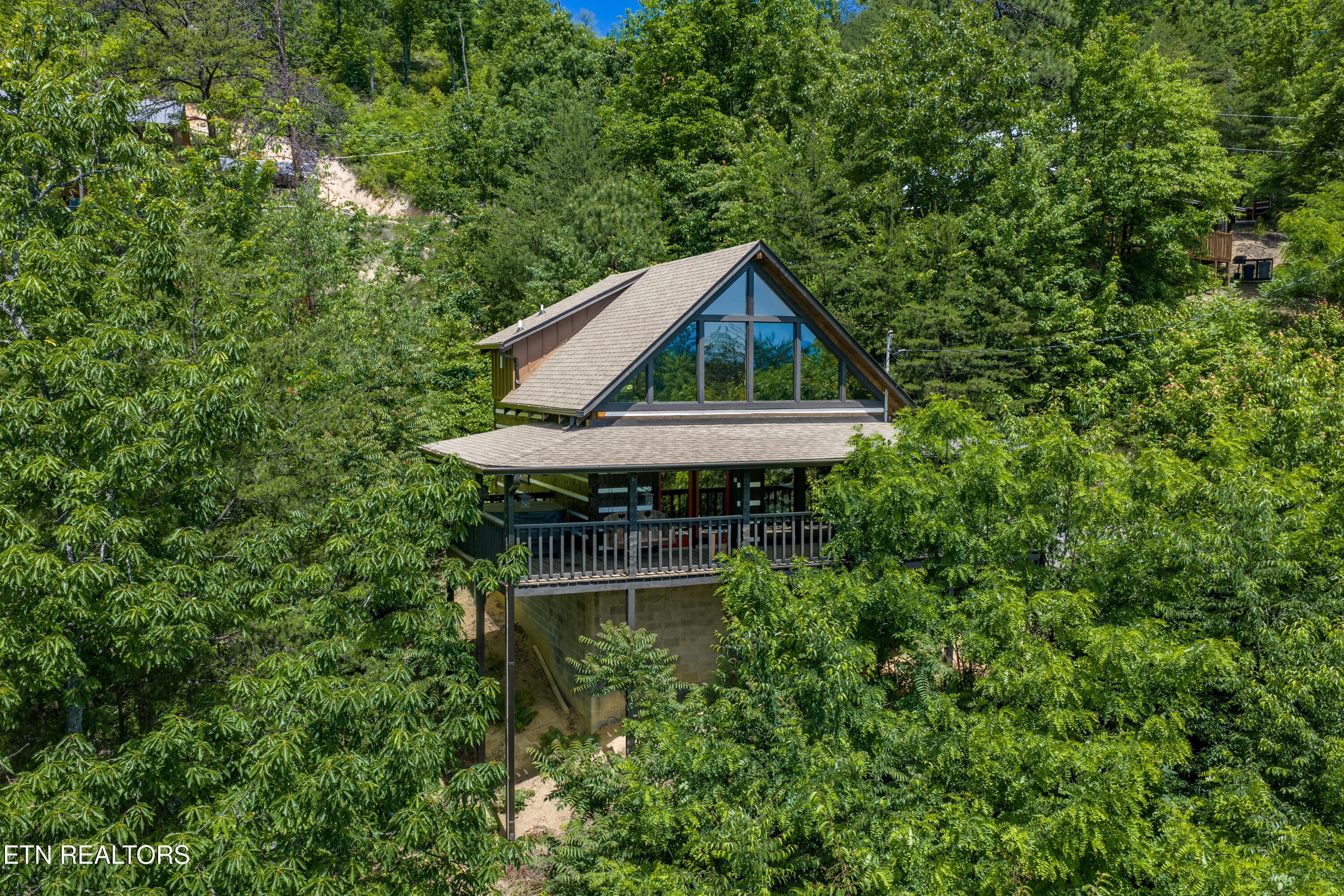 2133 Rising Fawn Way Sevierville TN 37876