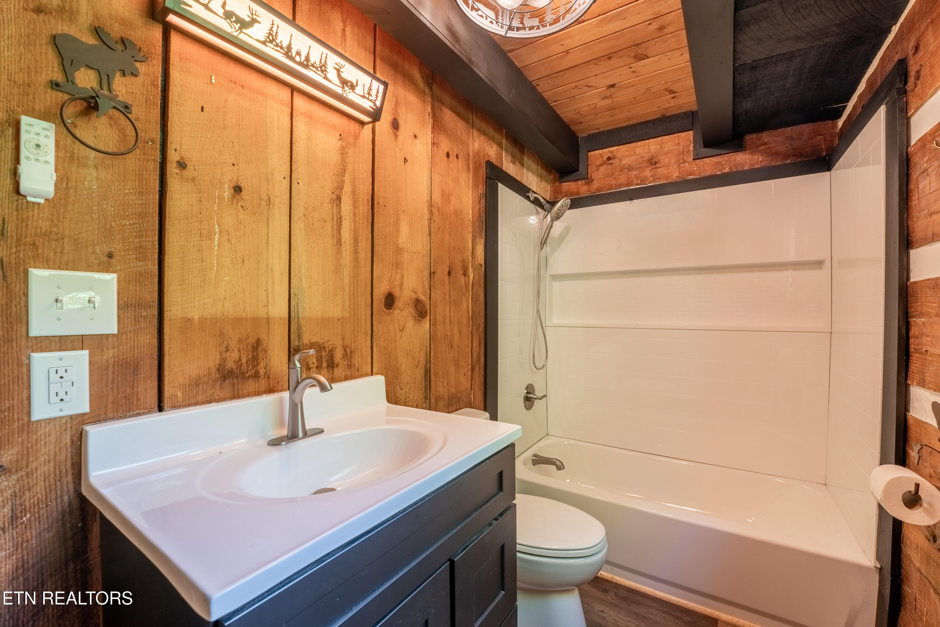 2133 Rising Fawn Way Sevierville TN 37876